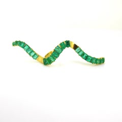 Modern Emeralds Yellow Gold Cocktail Fashion Design Wave Ring