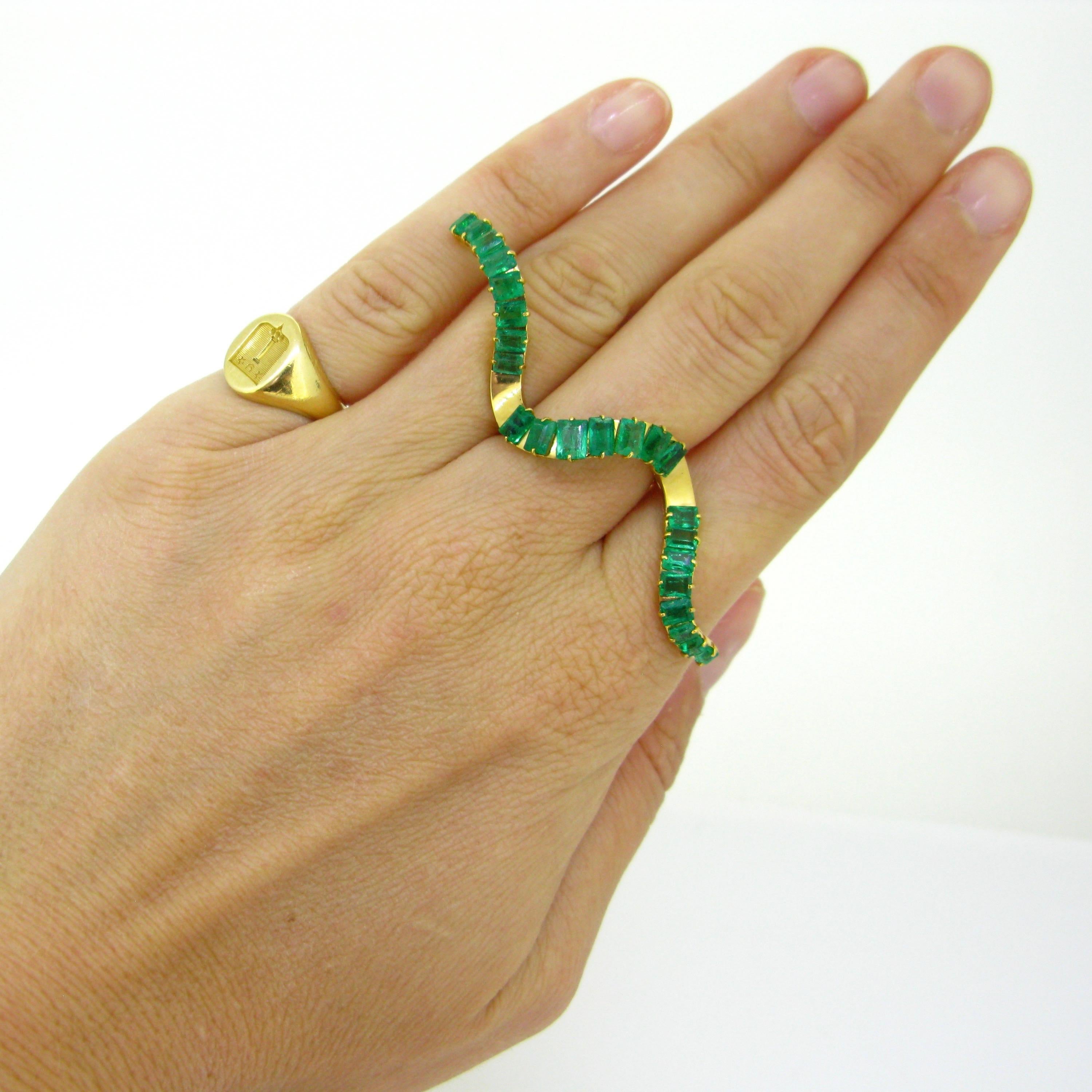 Modern Emeralds Yellow Gold Cocktail Fashion Design Wave Ring For Sale 4