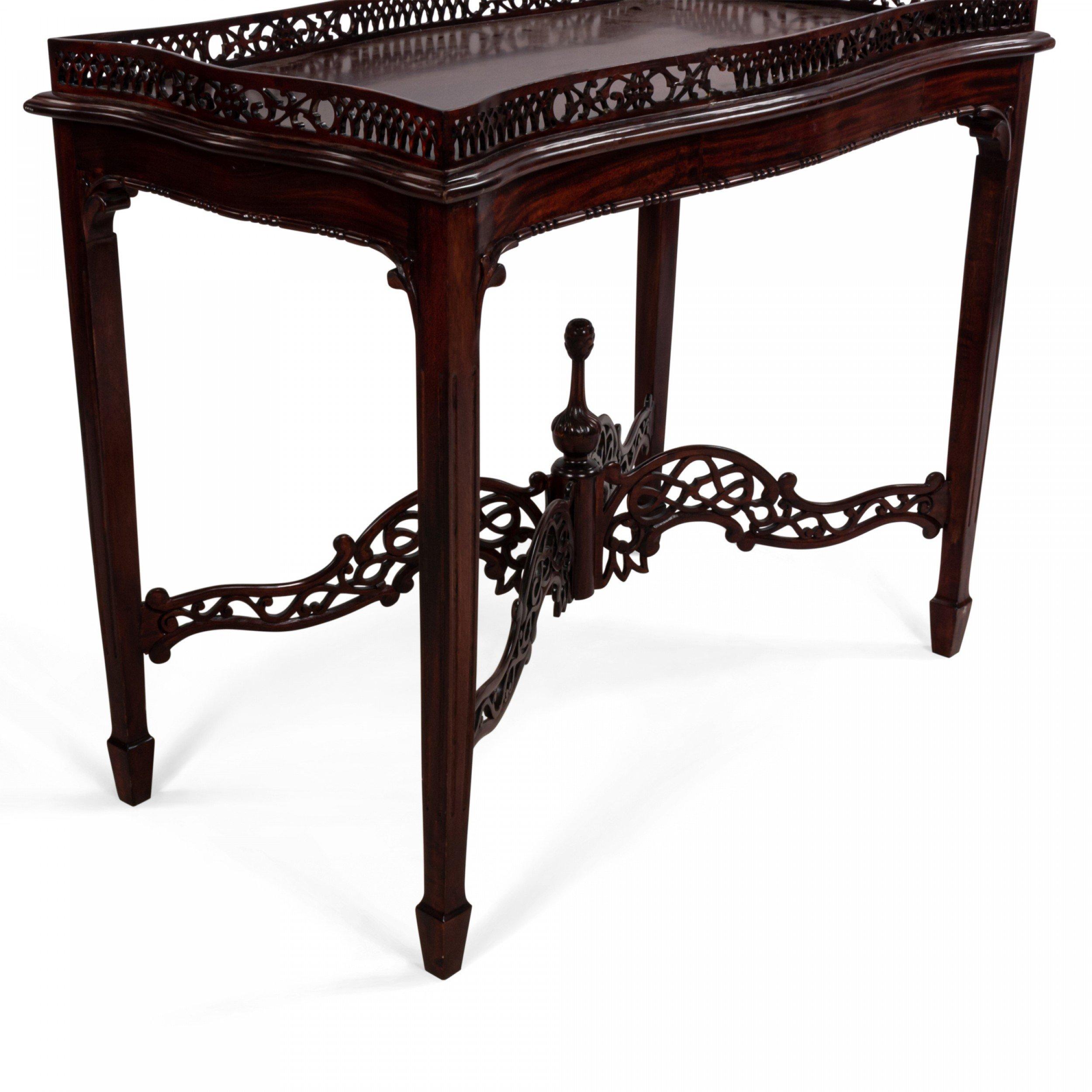 Modern English Chinese Chippendale Style Mahogany Table In Good Condition In New York, NY