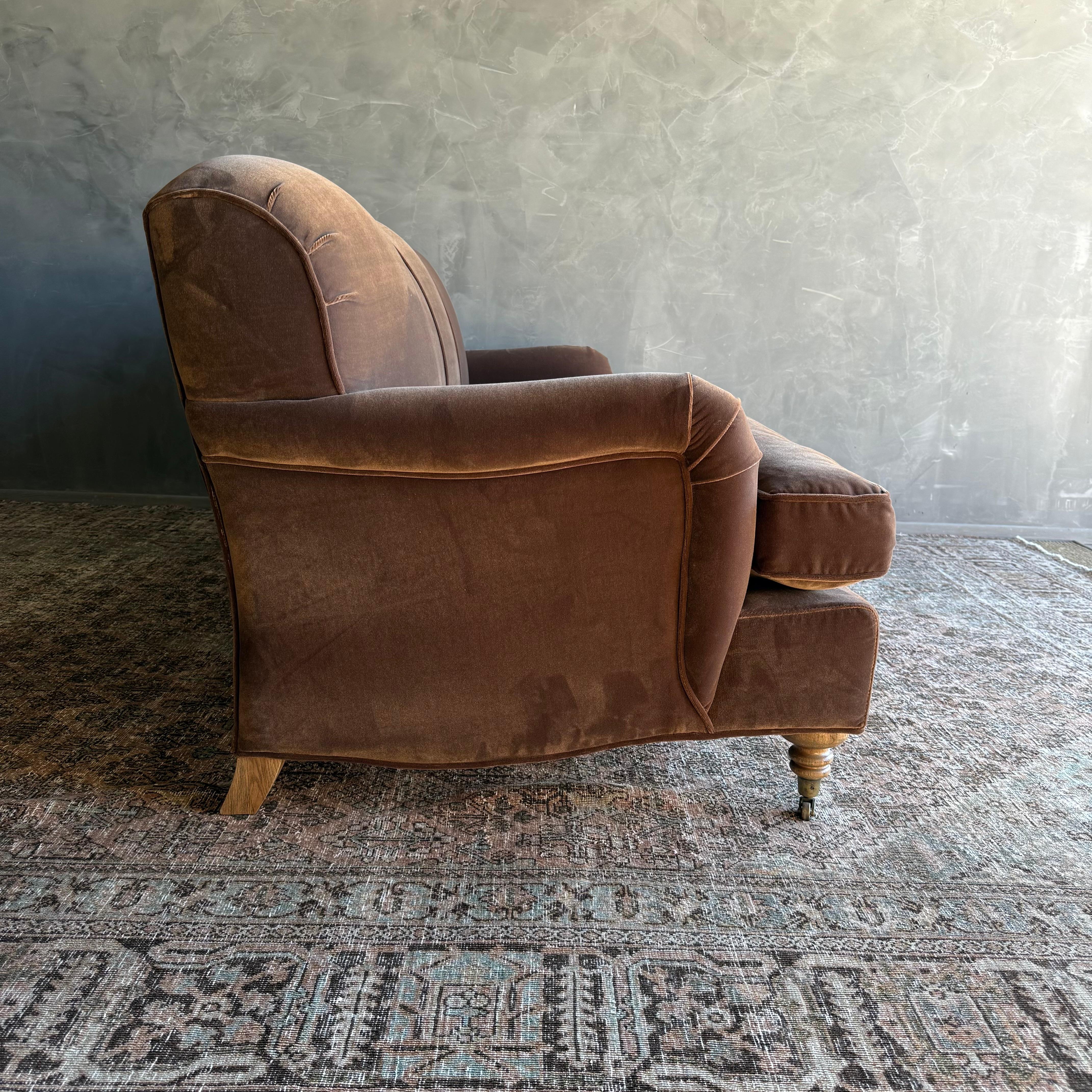 Modern English Sofa in Chestnut Brown in Faux Velvet Mohair with Down Cushion en vente 8