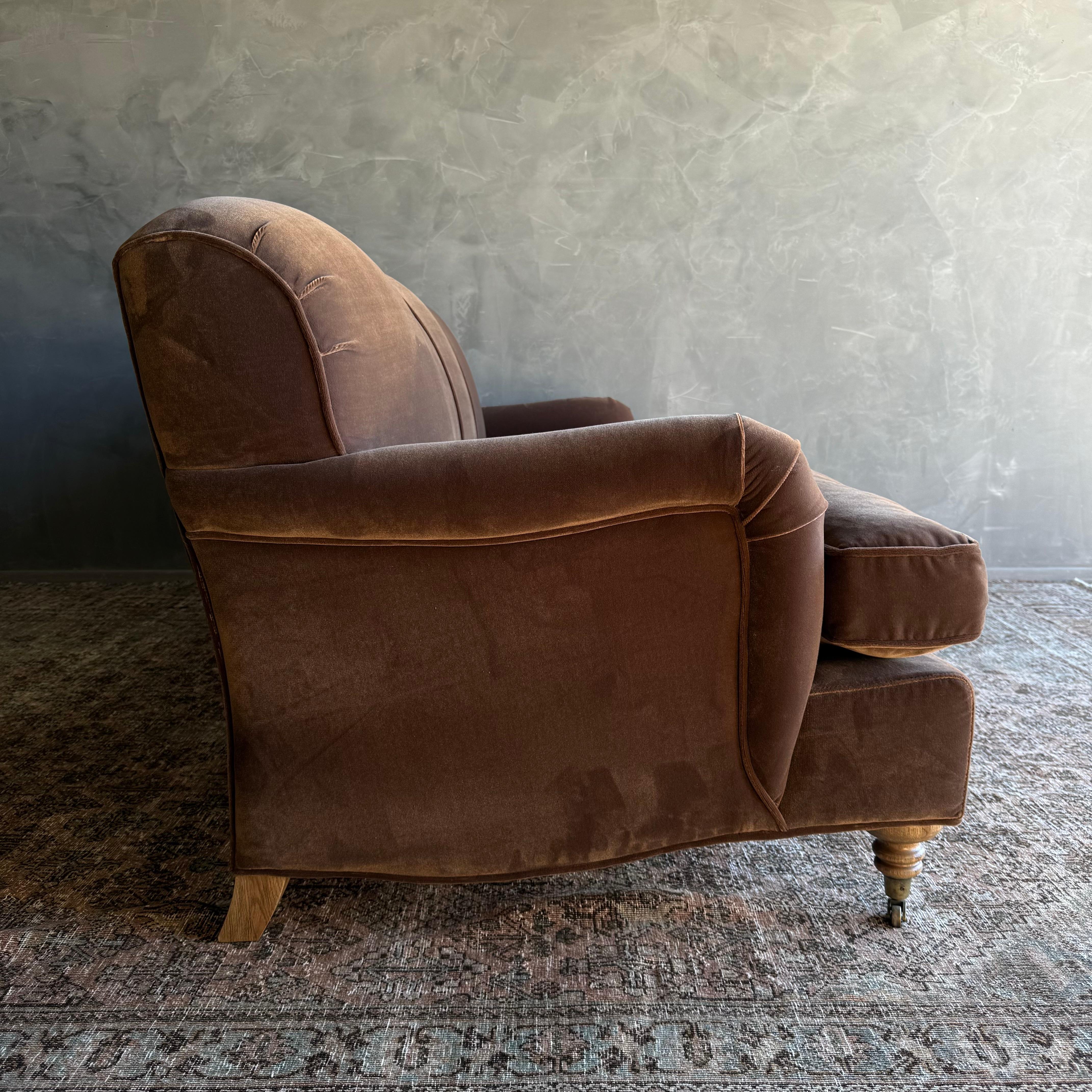 Modern English Sofa in Chestnut Brown in Faux Velvet Mohair with Down Cushion en vente 9