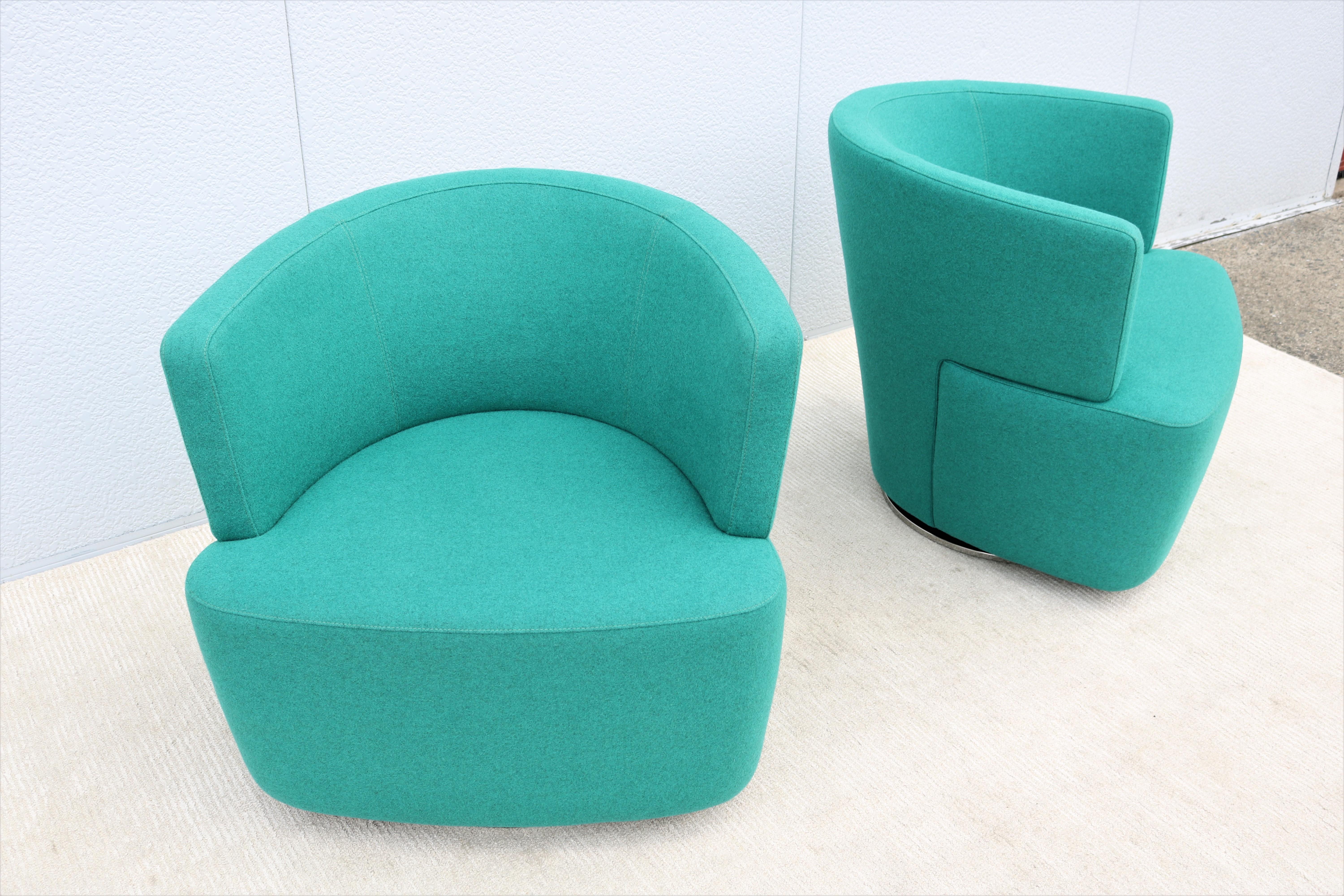 Modern EOOS for Coalesse Joel Blue Swivel Lounge Chairs by Walter Knoll, a Pair For Sale 7