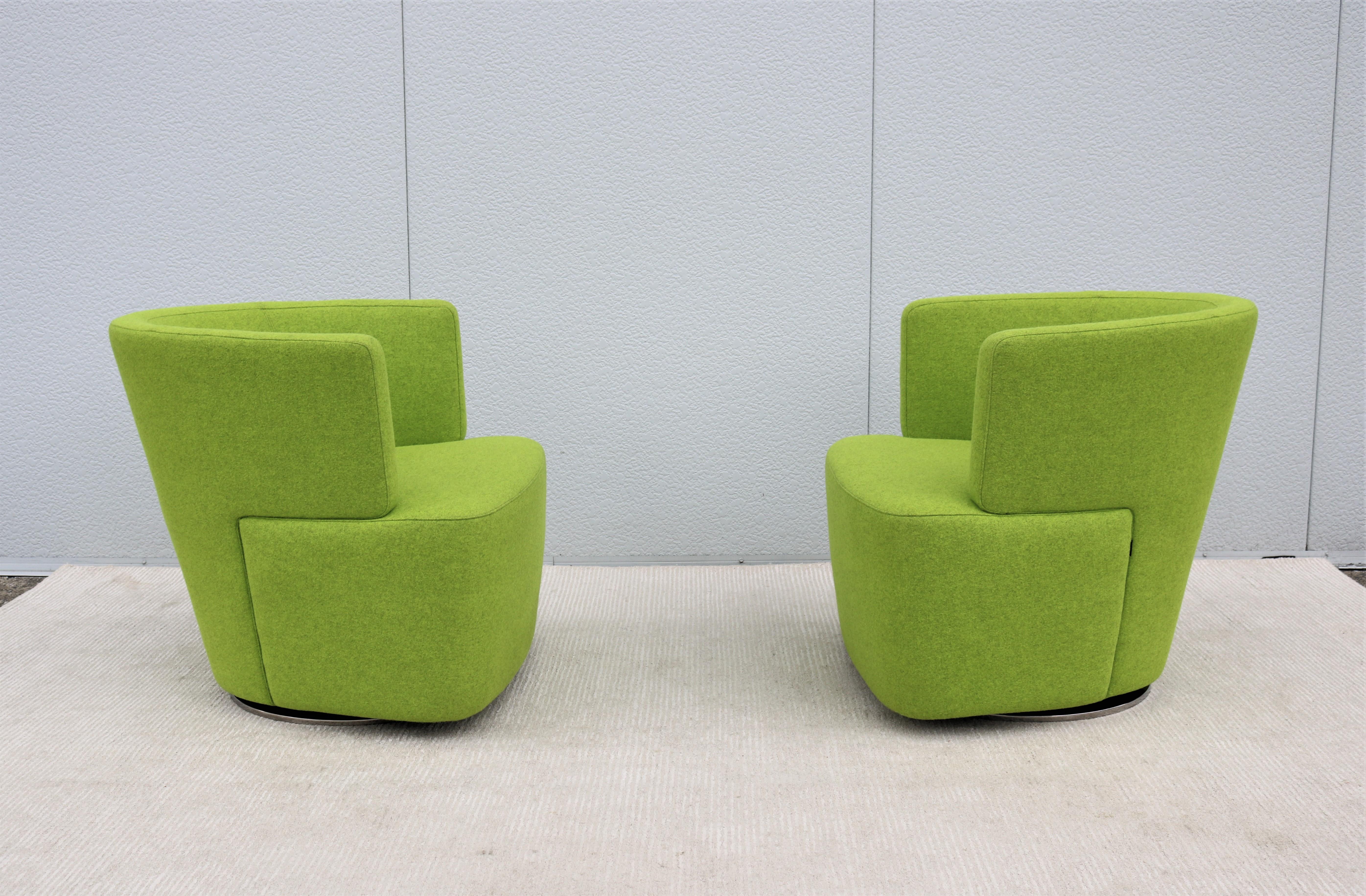 Paire de fauteuils de salon pivotants verts EOOS modernes de Walter Knoll pour Coalesse en vente 5