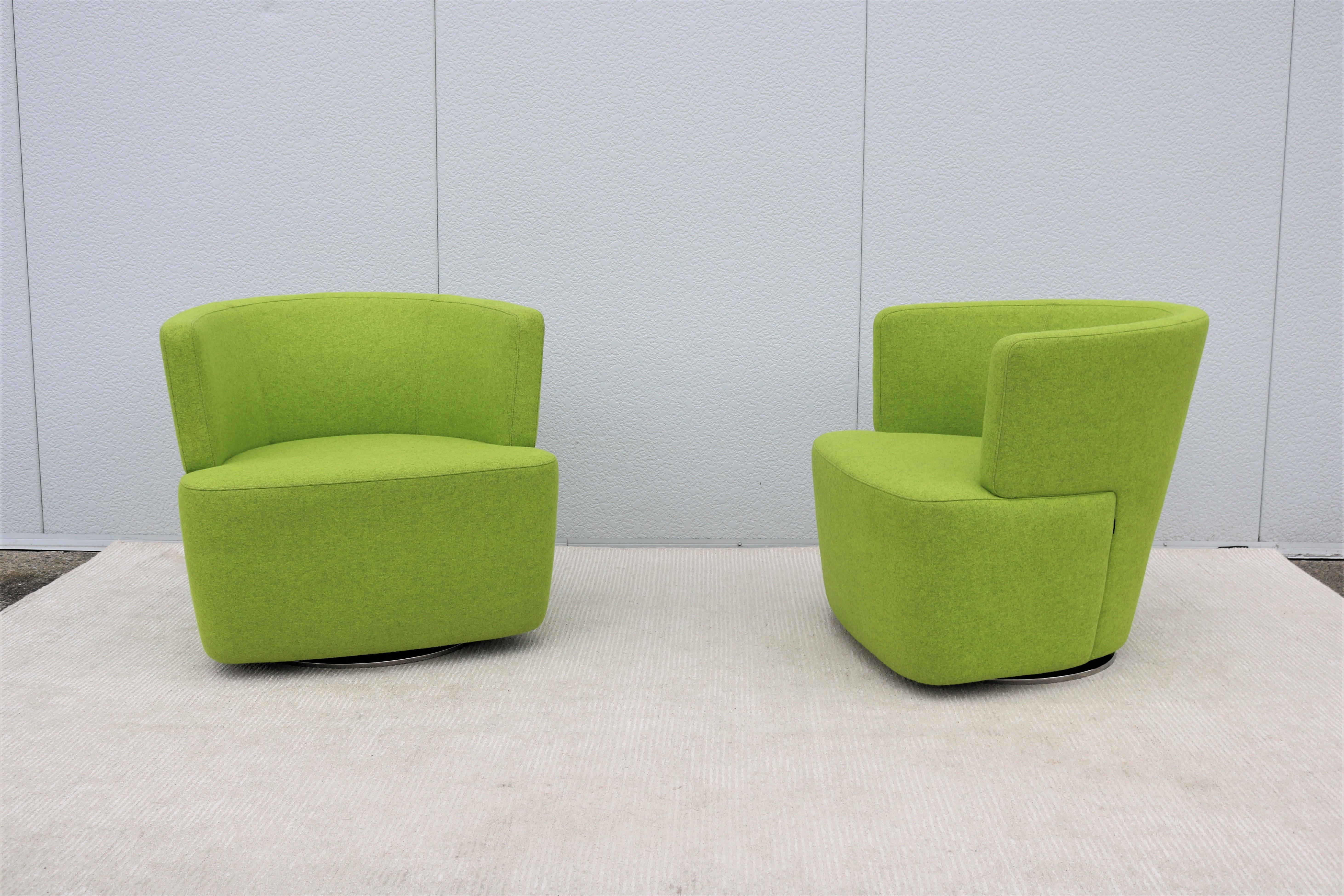 Acier Paire de fauteuils de salon pivotants verts EOOS modernes de Walter Knoll pour Coalesse en vente