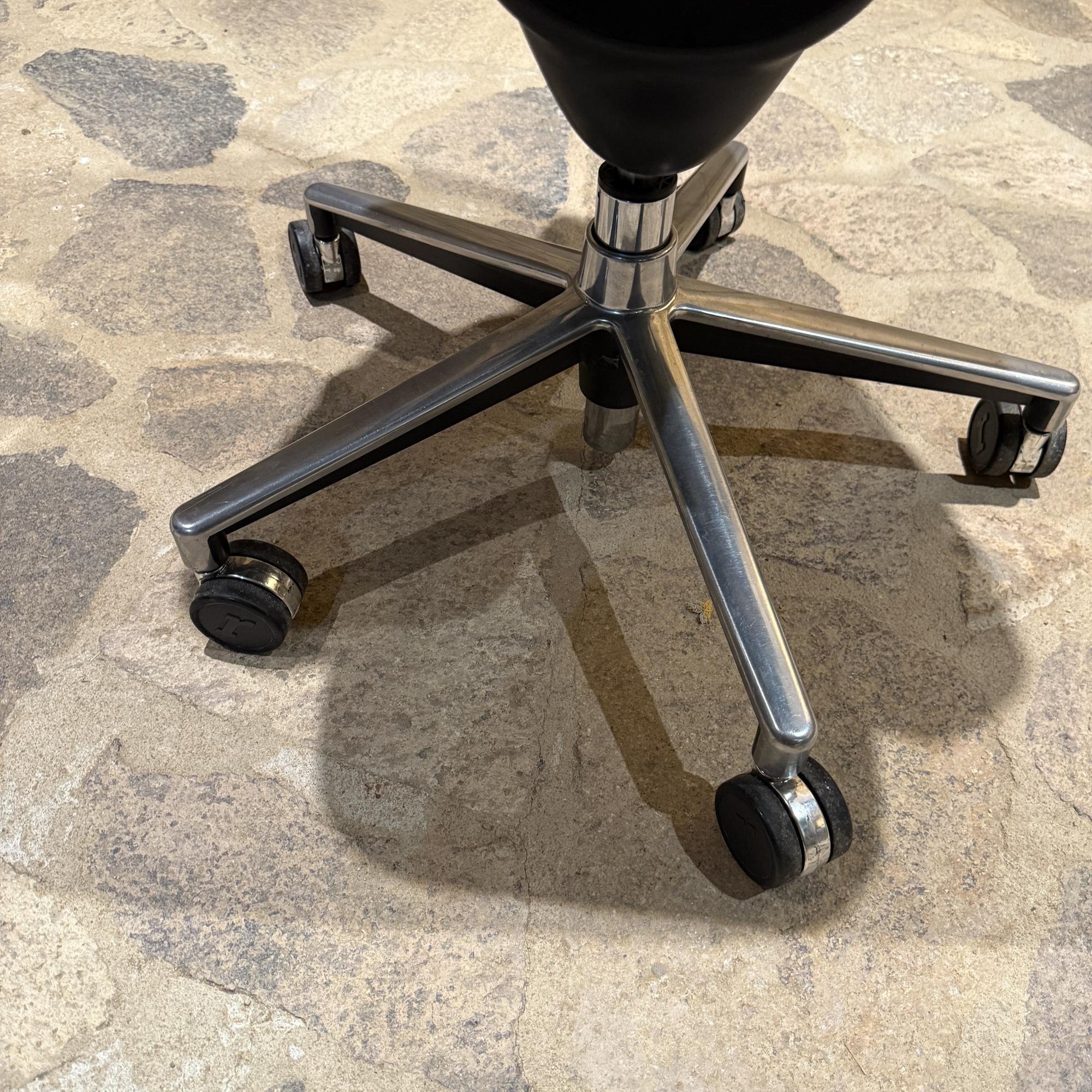 Moderner ergonomischer Leder-Bürostuhl Raynor Ergohuman Lem4erg im Angebot 5