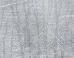 Tappeto moderno Eskayel Akimbo grigio e bianco fatto a mano di Doris White Blau