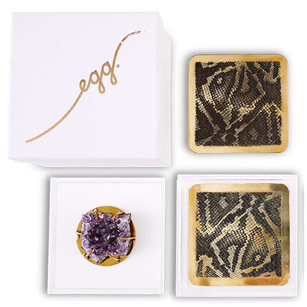 Modern Etched Brass Coaster Bar Set Presented in an Agate Decorated Lucite Box In New Condition For Sale In Bothas Hill, KZN