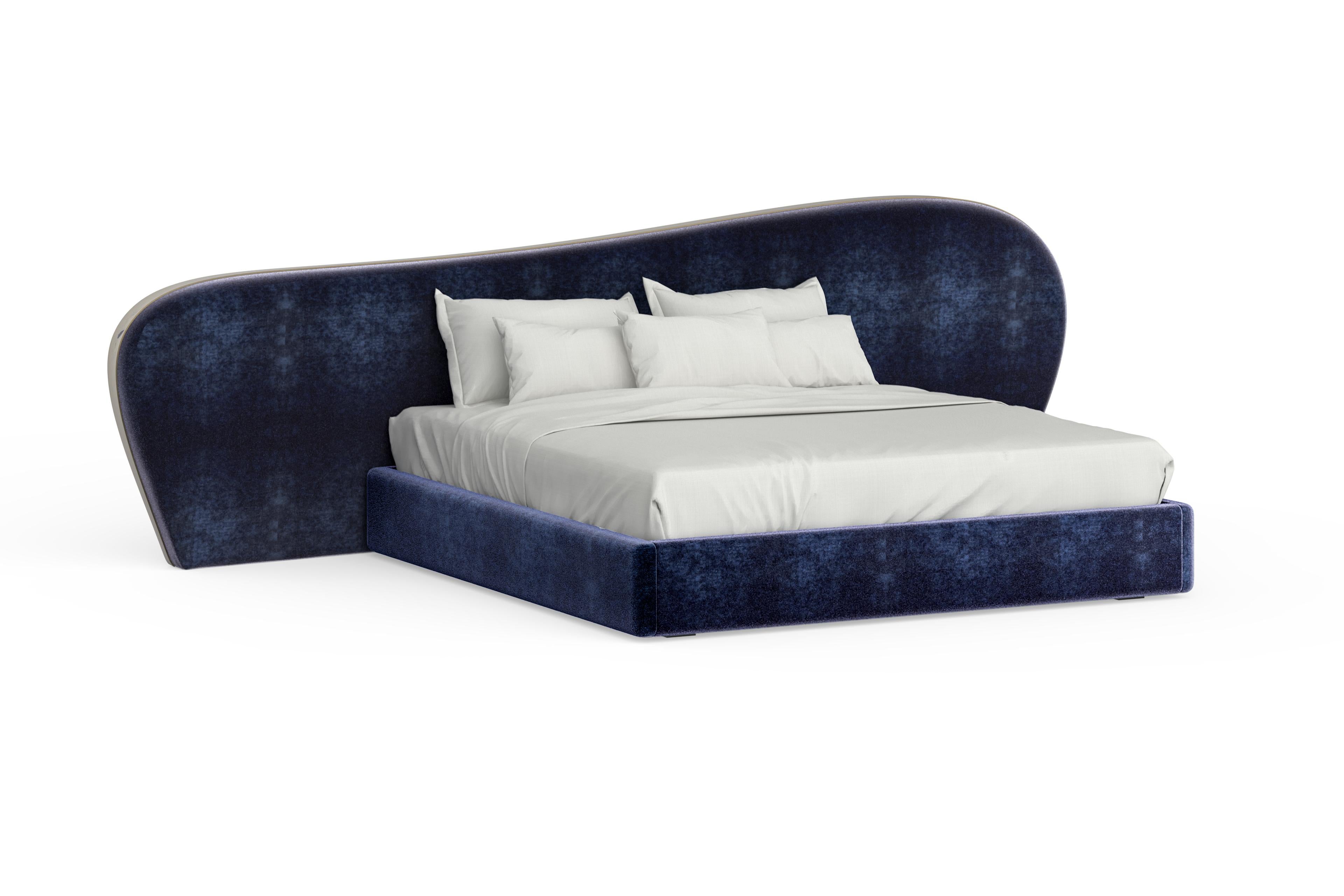 Modern Eucalypthus Bed US King, Brass, Silk Velvet Handmade Portugal Greenapple For Sale 1