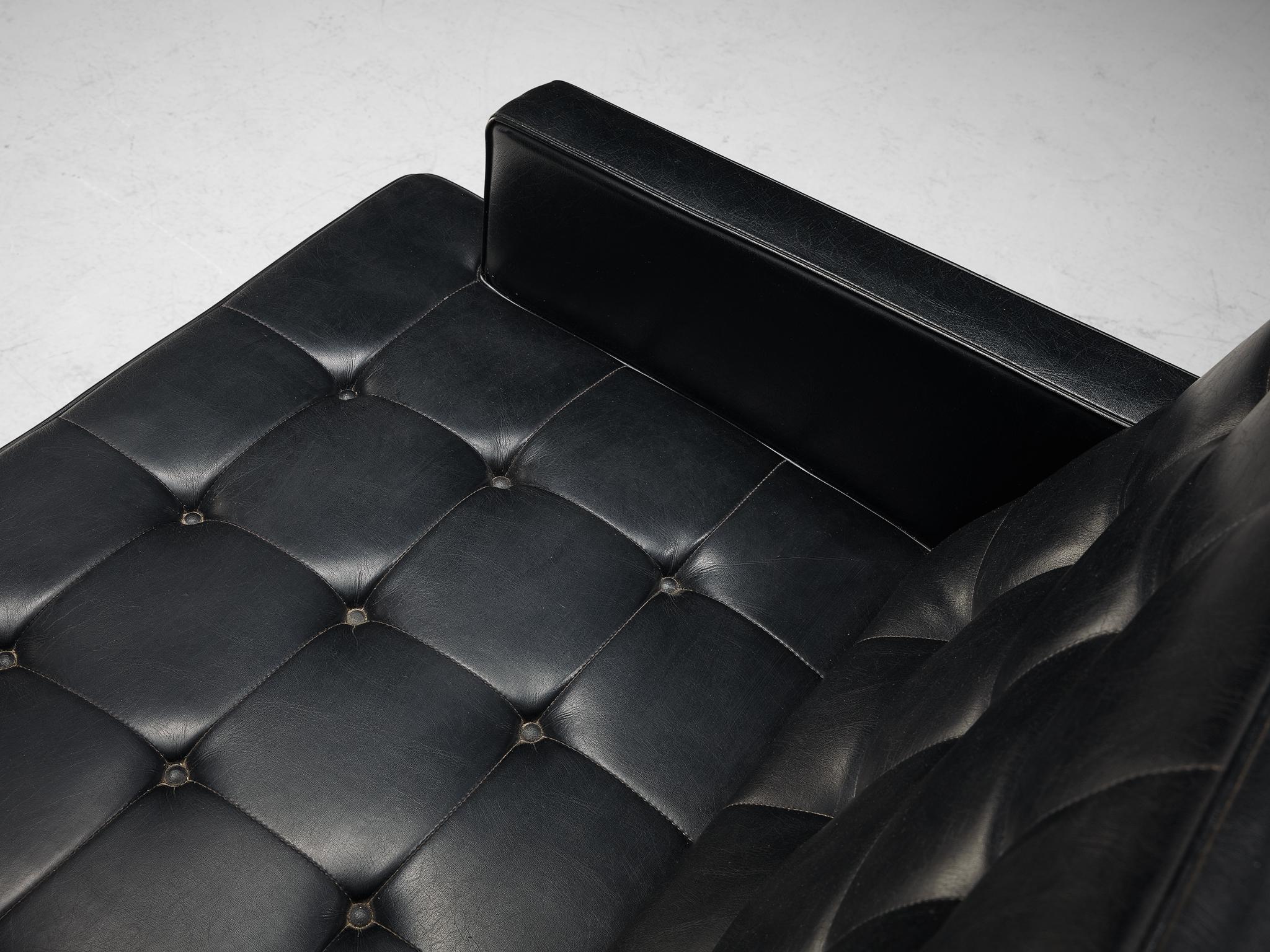 Modern European Sofa in Black Leatherette 1