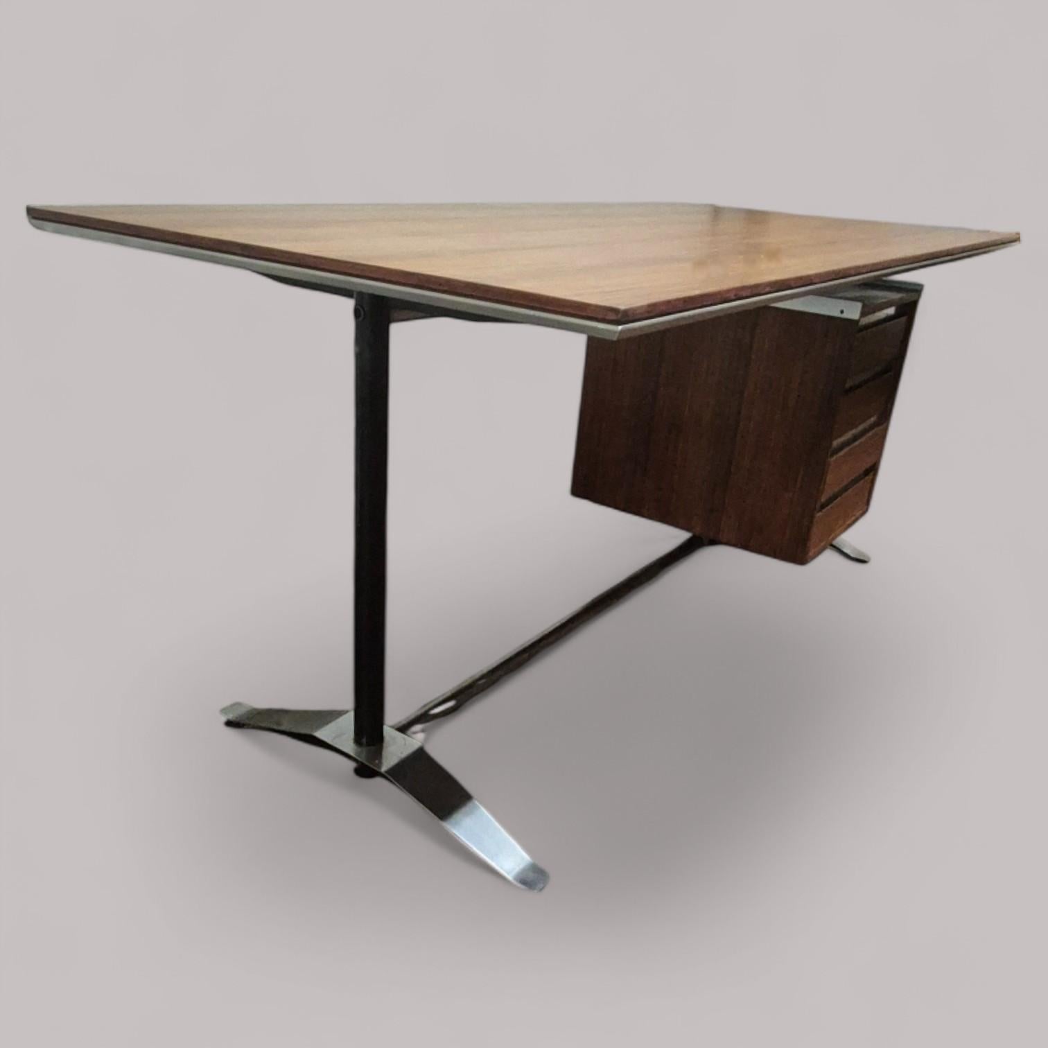 Moderner Chefschreibtisch von Alberto Rosselli und Gio Ponti für Arflex, 20. Jahrhundert im Angebot 4