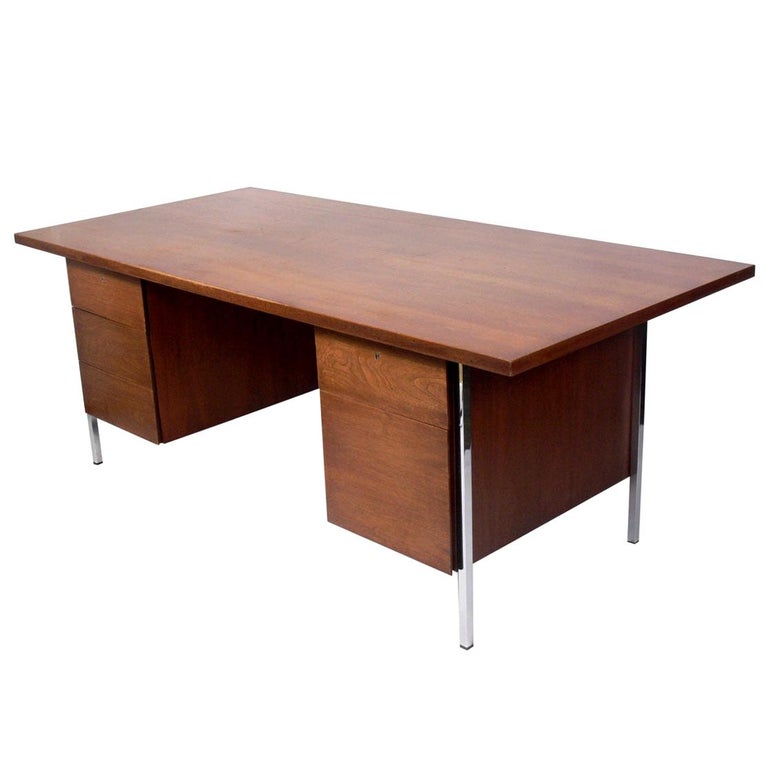 Modern Executive Desk by Florence Knoll at 1stDibs