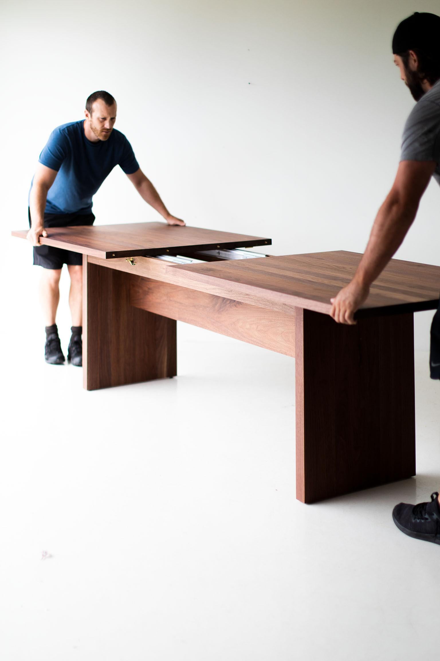 Table à manger à rallonge moderne et extensible en vente 1