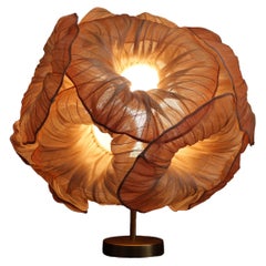 Lampe de table de collection moderne sculpturale du Studio Mirei, Anemone 50