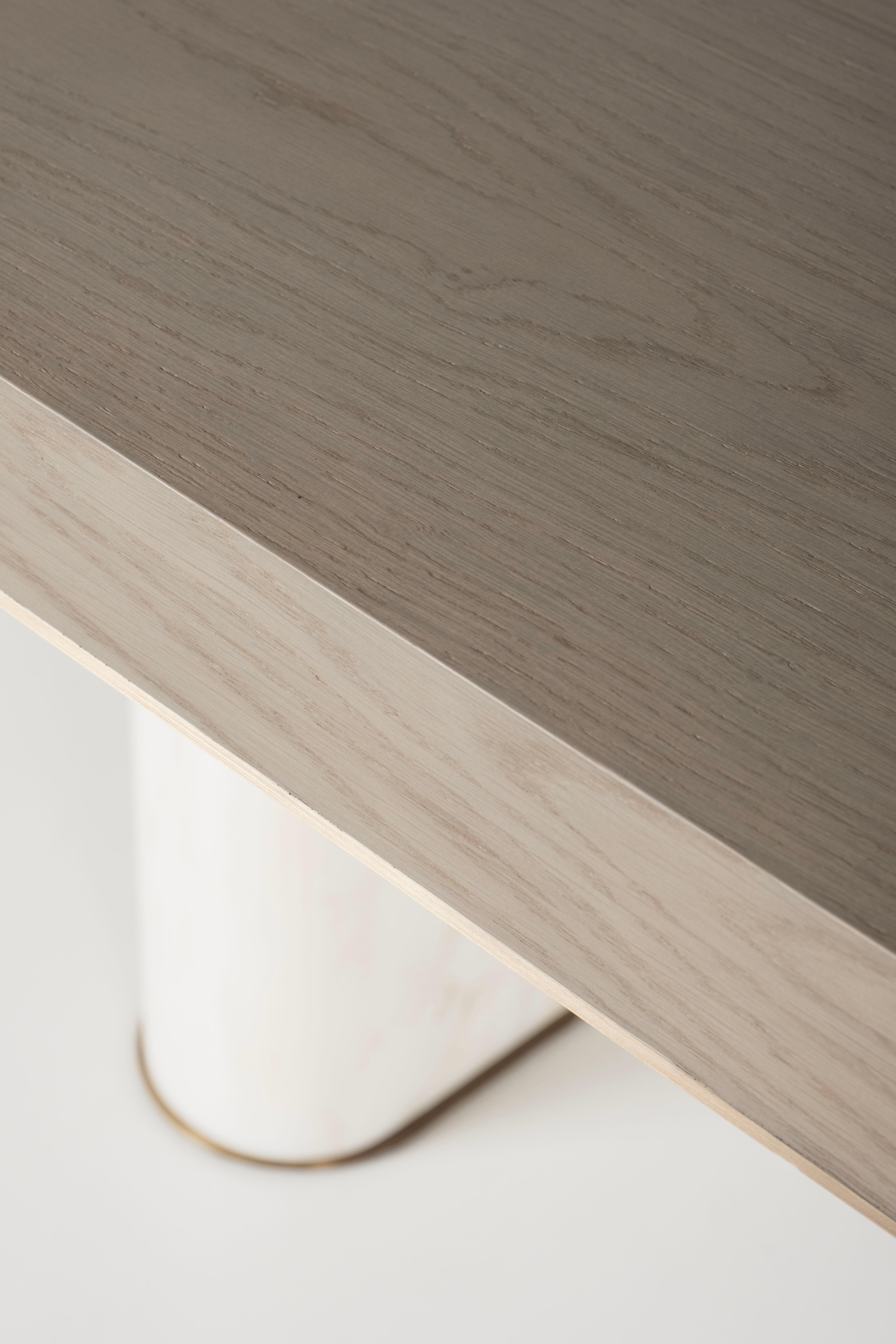 Table de salle à manger moderne d'automne en marbre Calacatta fabriquée à la main au Portugal par Greenapple en vente 1