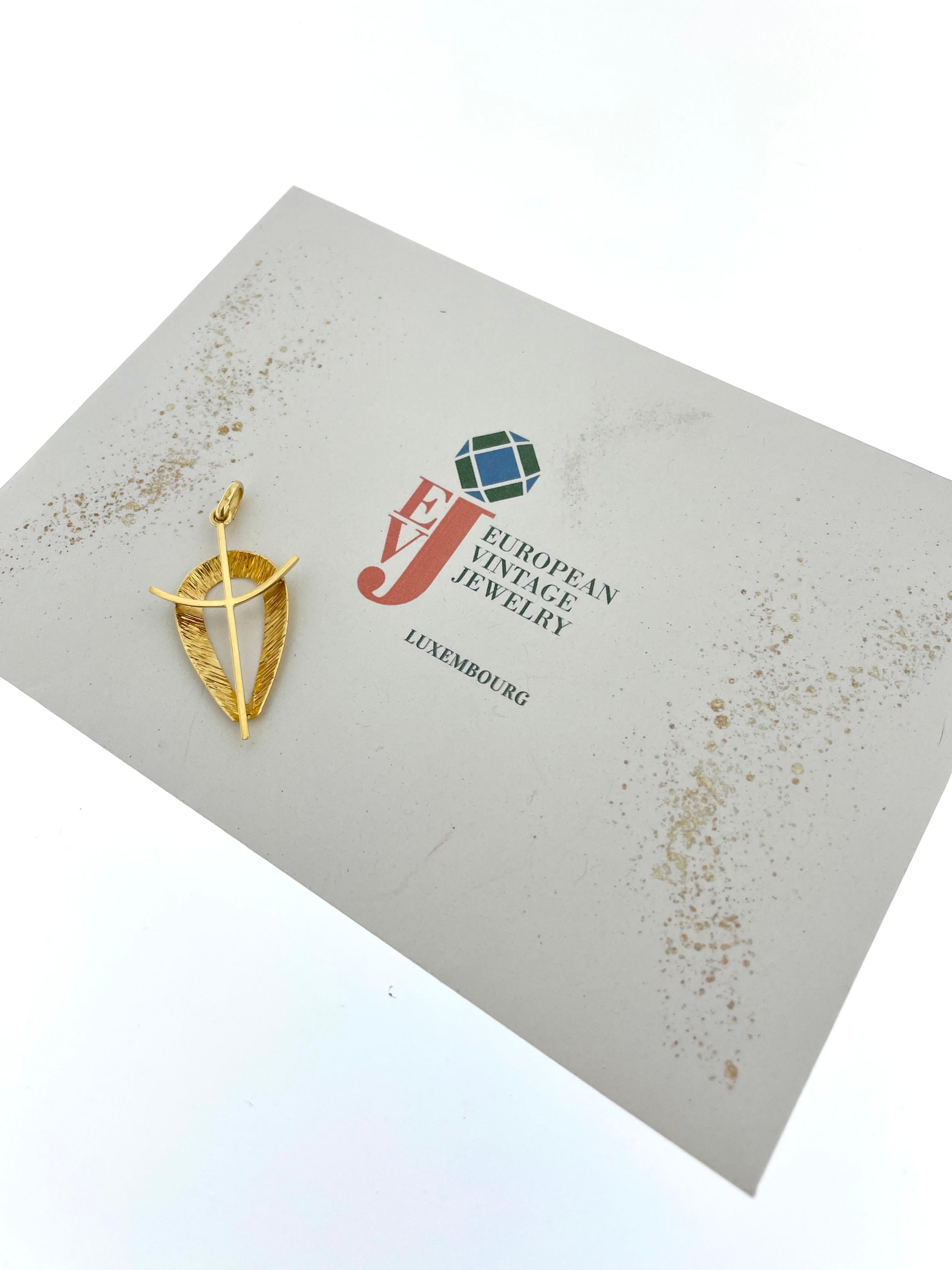 Moderne moderne Mode Italienisches Kreuz Gelbgold im Angebot 3