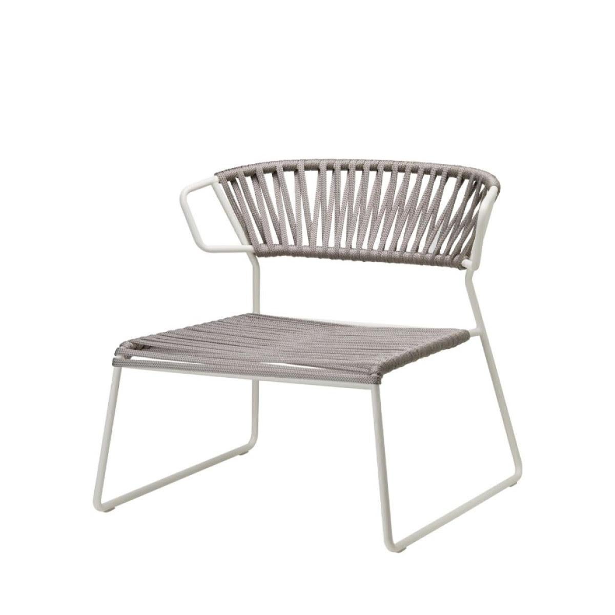 French Modern Grey Armchair Outdoor or Indoor in Metal and Ropes, 21 century For Sale