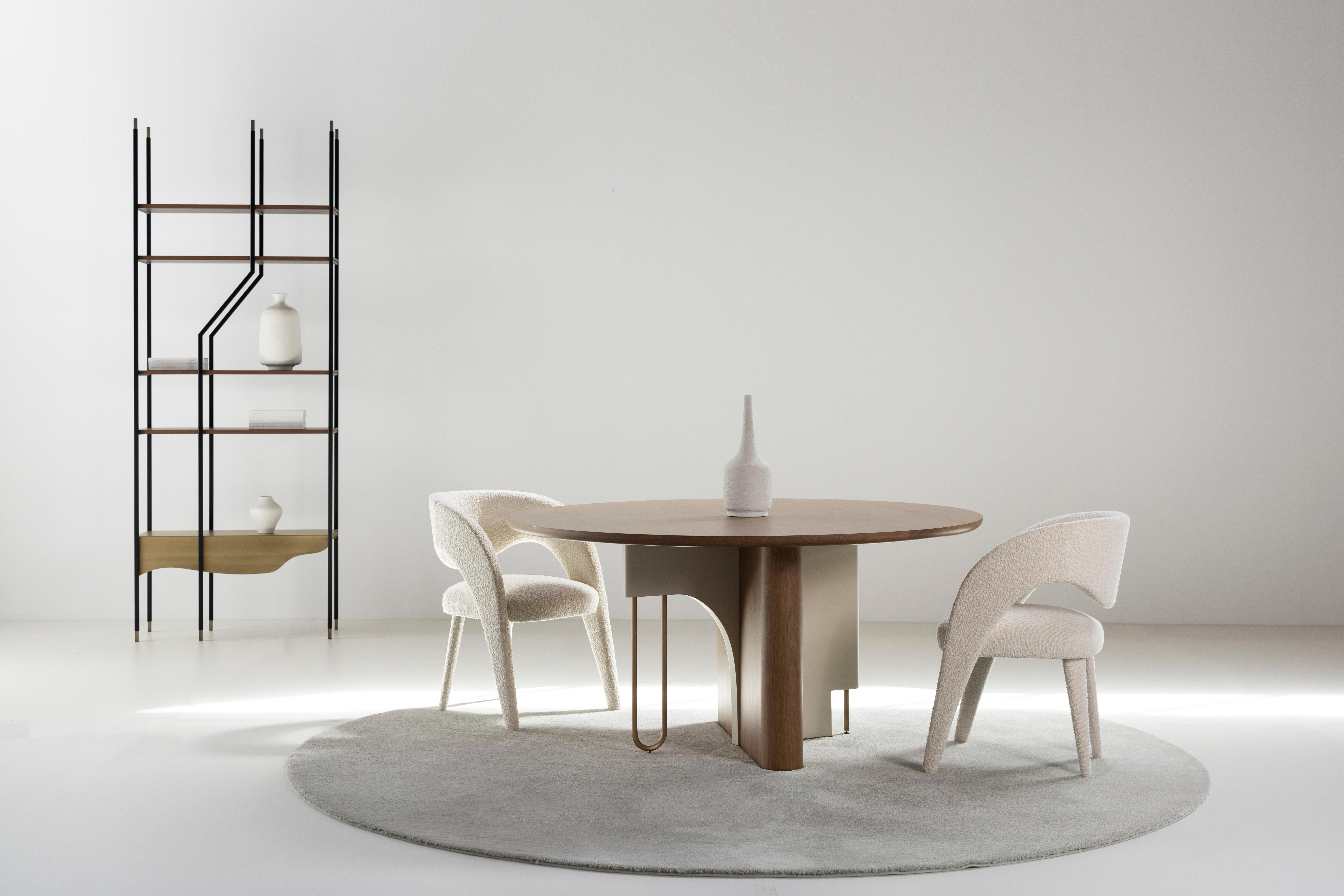 Mesa de Comedor Redonda Moderna Ferreirinha, Roble, Latón Antiguo, Manzana Verde Hecha a Mano en venta 4