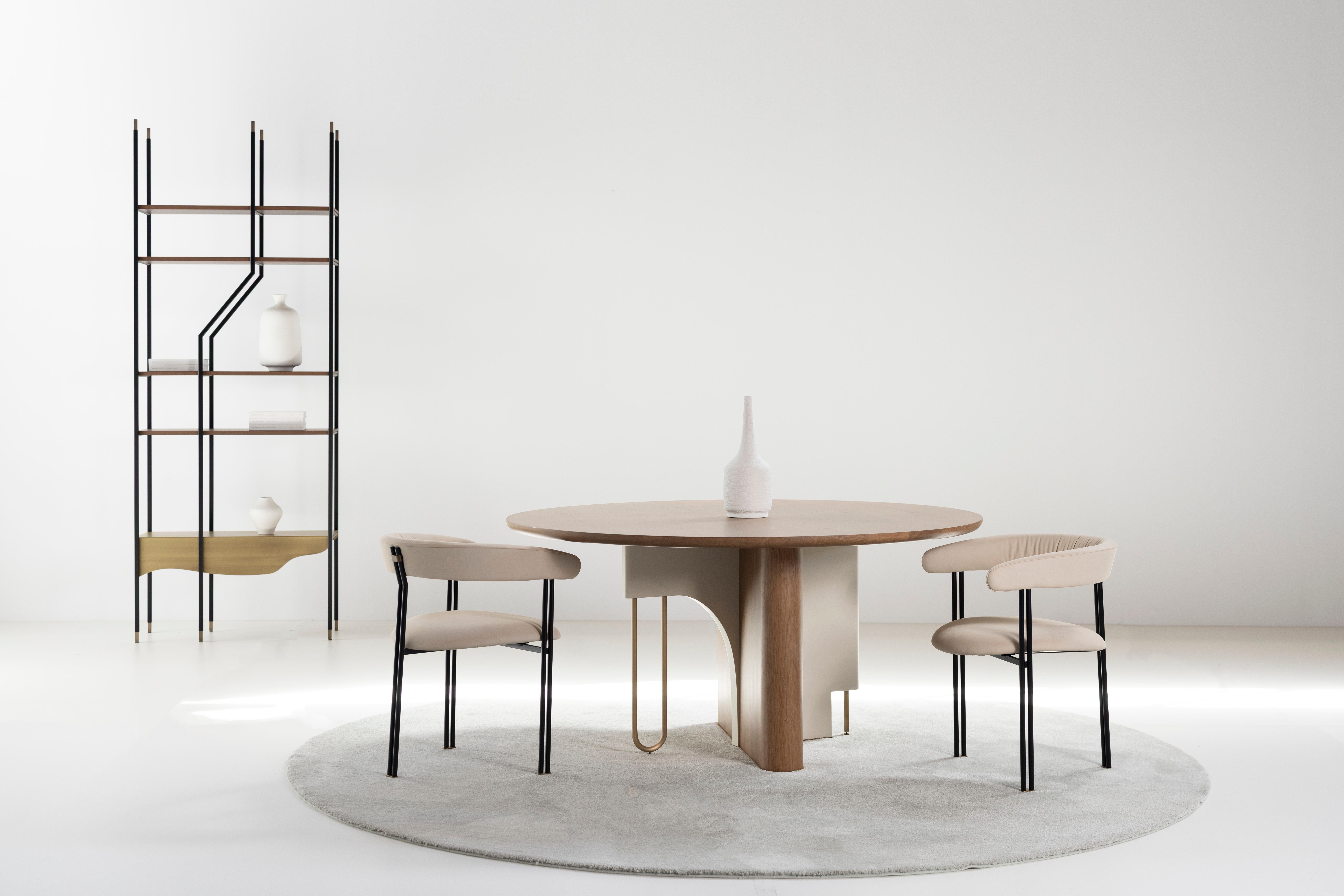 Mesa de Comedor Redonda Moderna Ferreirinha, Roble, Latón Antiguo, Manzana Verde Hecha a Mano Portugués en venta