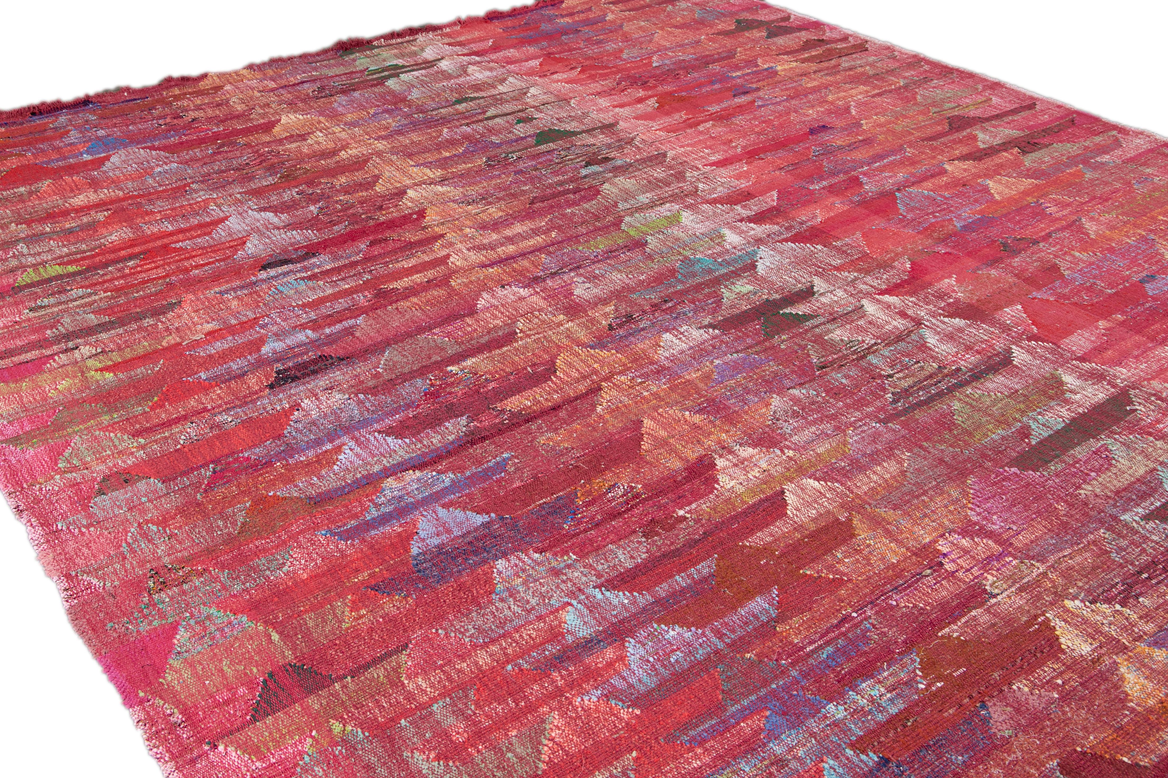 Modern Flat-Weave Abstract Handmade Multicolor Wool Rug In New Condition For Sale In Norwalk, CT