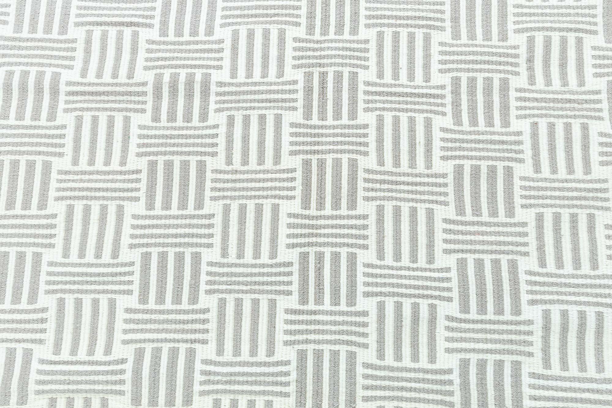 Indiano Tappeto moderno a trama piatta di Doris Leslie Blau in vendita