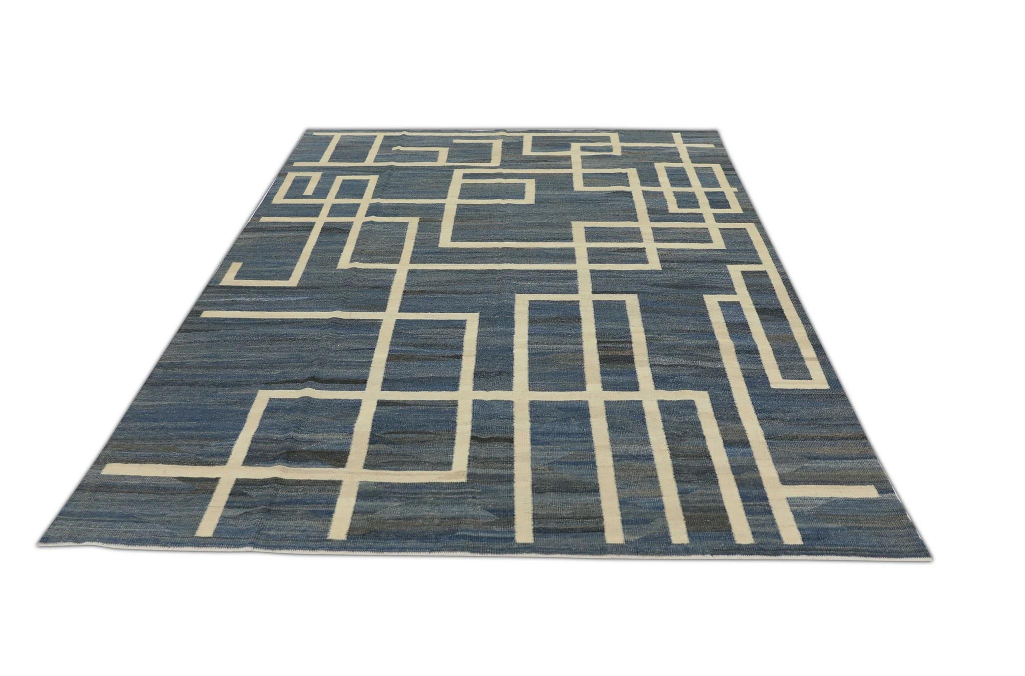 Blauer handgefertigter Flachgewebe-Wollteppich in Creme in geometrischem Design 8'5