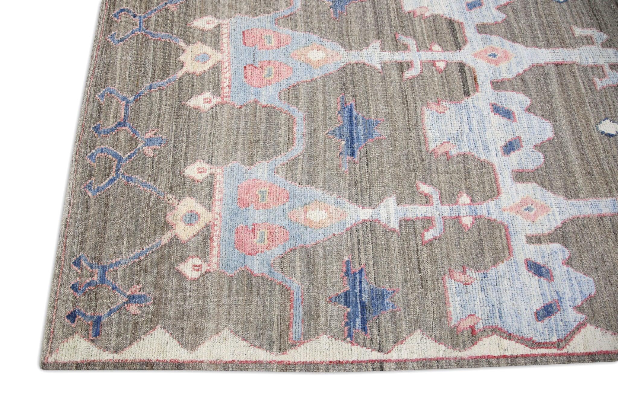 Handgefertigter brauner Flachgewebe-Wollteppich in Rosa & Blau mit geometrischem Design 9'8