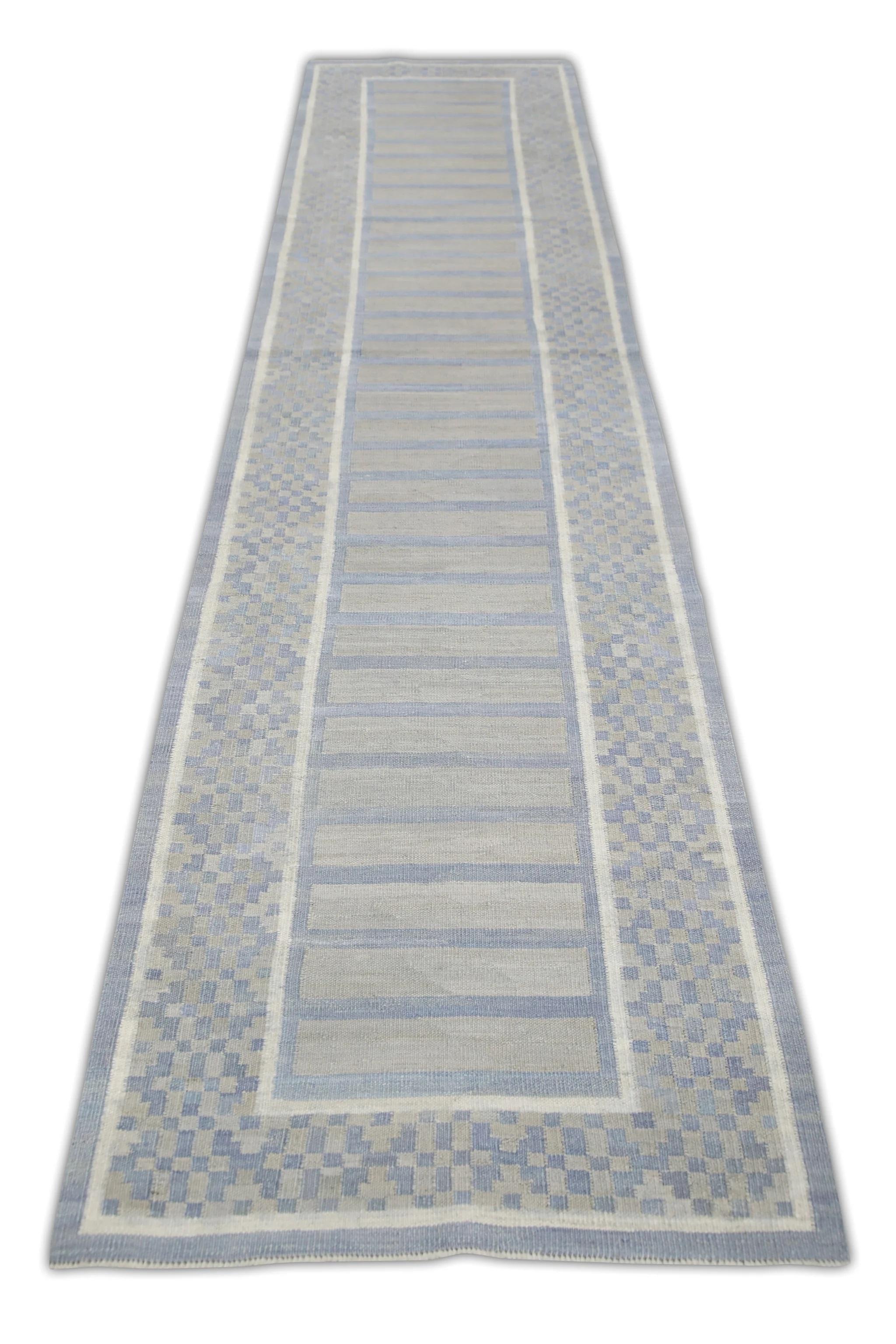 Dieser exquisite türkische Flachgewebe-Kilim ist ein atemberaubendes Meisterwerk der traditionellen Handwerkskunst. Jeder Teppich wird in sorgfältiger Handarbeit von geschickten Kunsthandwerkern mit jahrhundertealten Techniken gewebt, die über