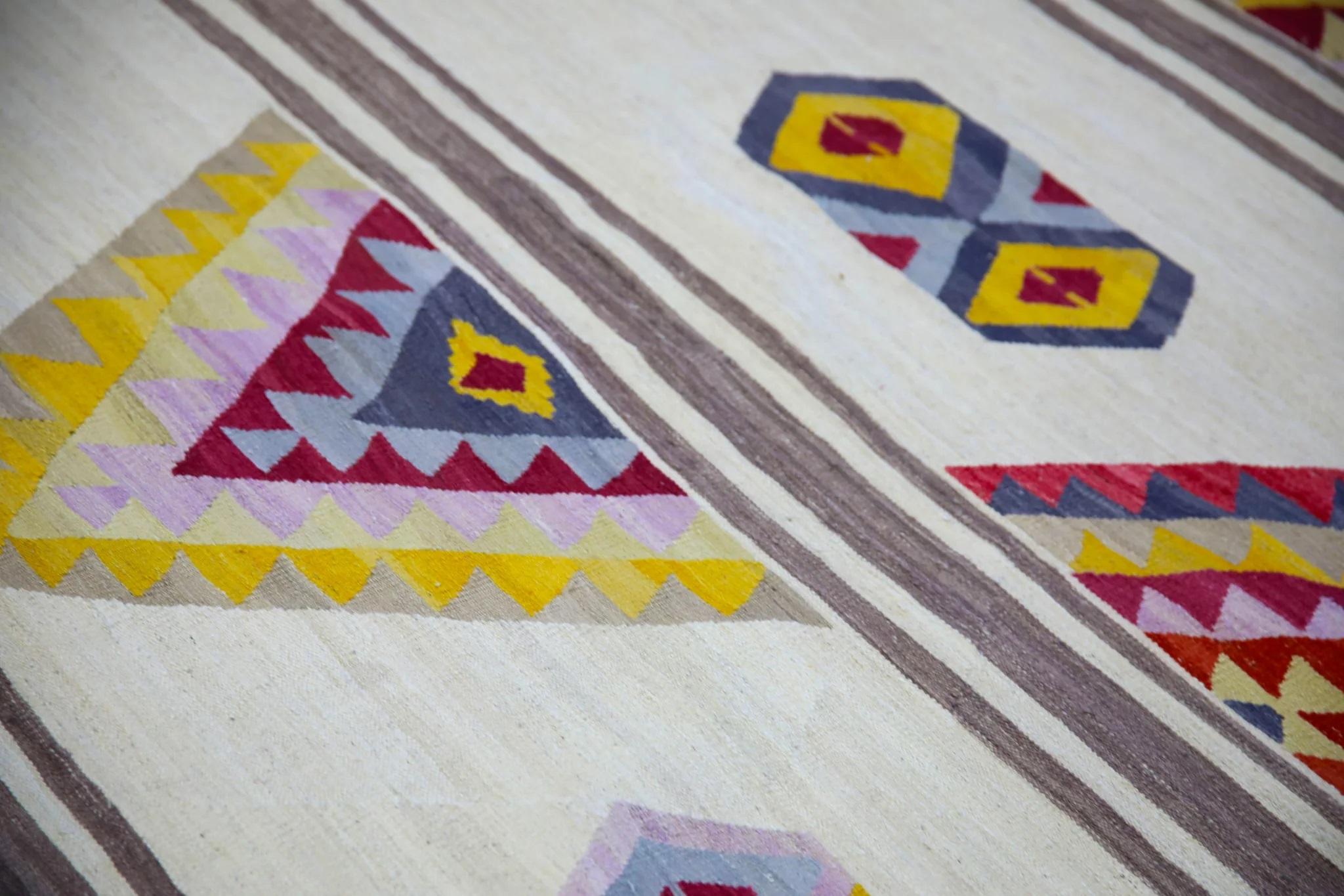 Modern White Multicolor Geometric Pattern Flatweave Handmade Wool Rug 10'1