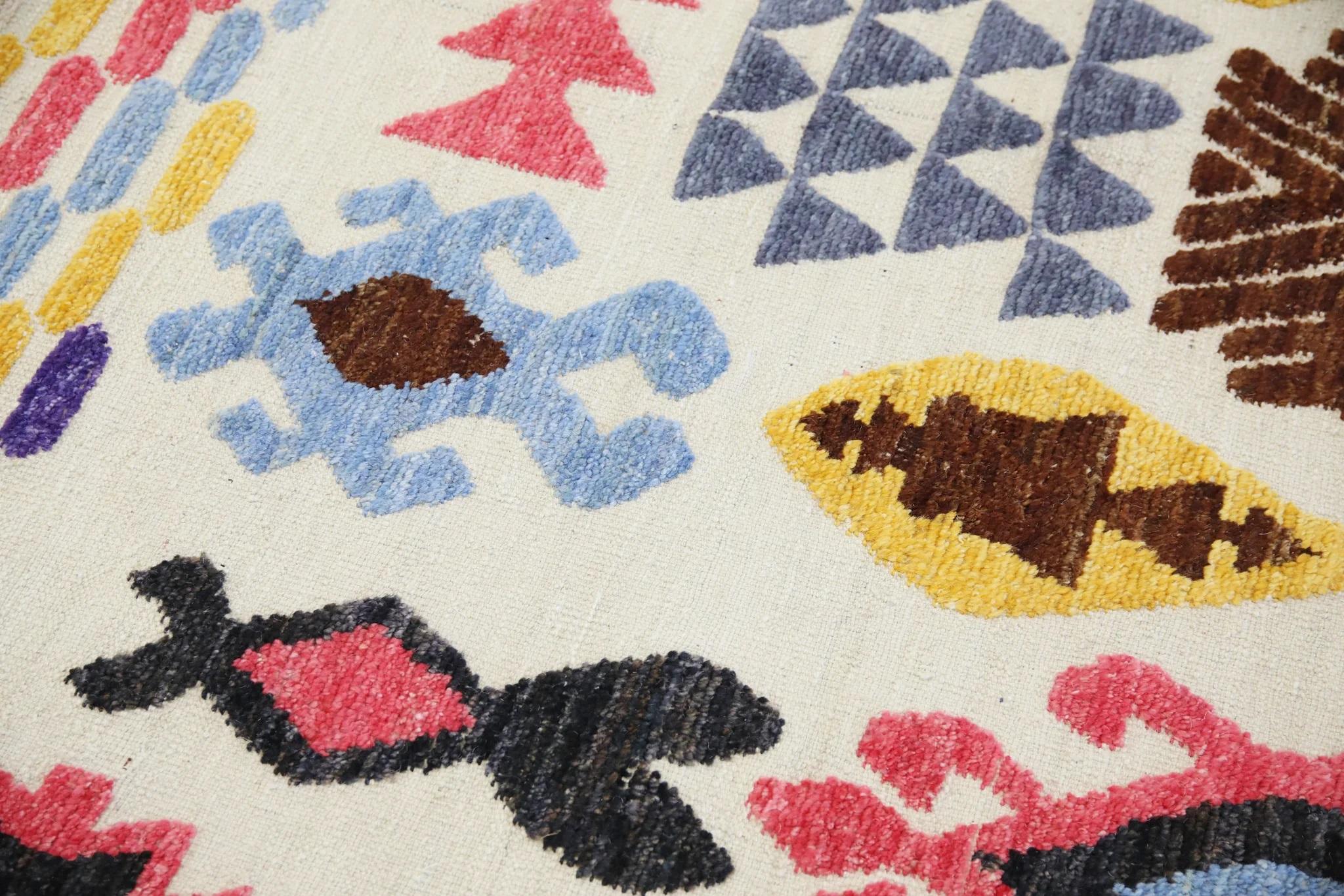 Moderne Tapis en laine tissé à plat à motifs géométriques multicolores fait à la main 7'11