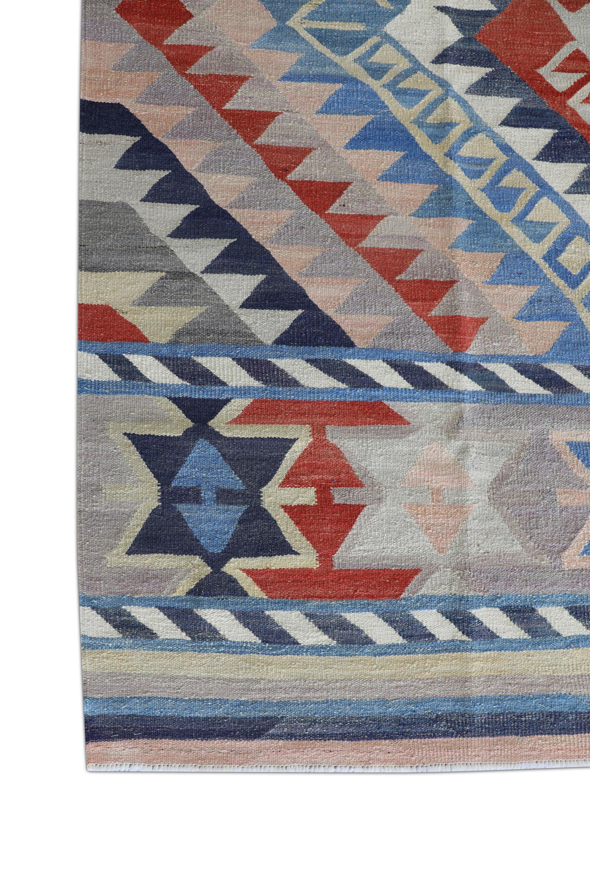 Flachgewebter handgefertigter Wollteppich in Rot & Blau mit geometrischem Muster 9'7