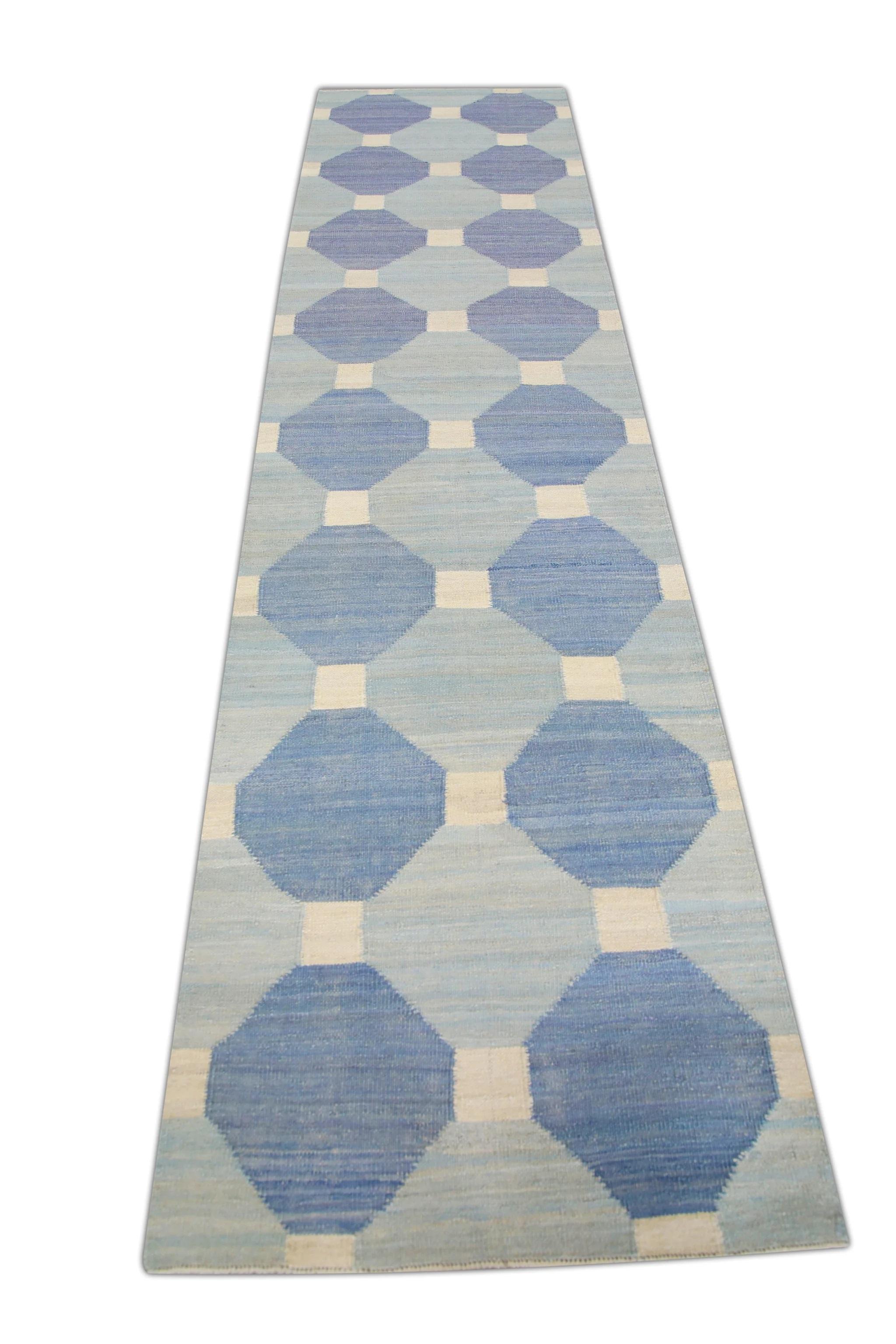 Blauer handgefertigter Flachgewebe-Woll-Läufer in geometrischem Design 3'1