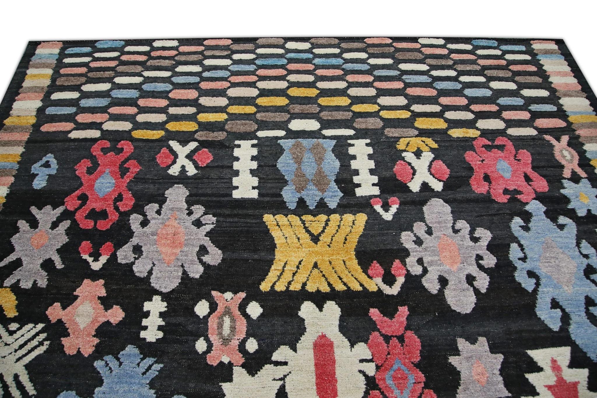 Flatweave Handmade Wool Rug in Pink, Blue, Yellow Geometric Design 8'11