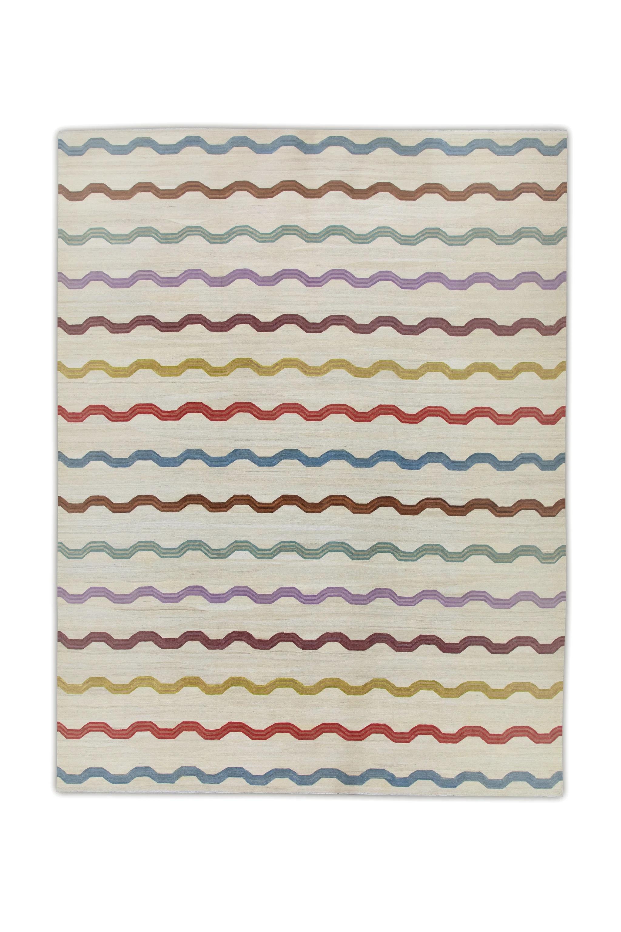 Tapis en laine tissé à la main à motifs géométriques et à rayures multicolores 11'10