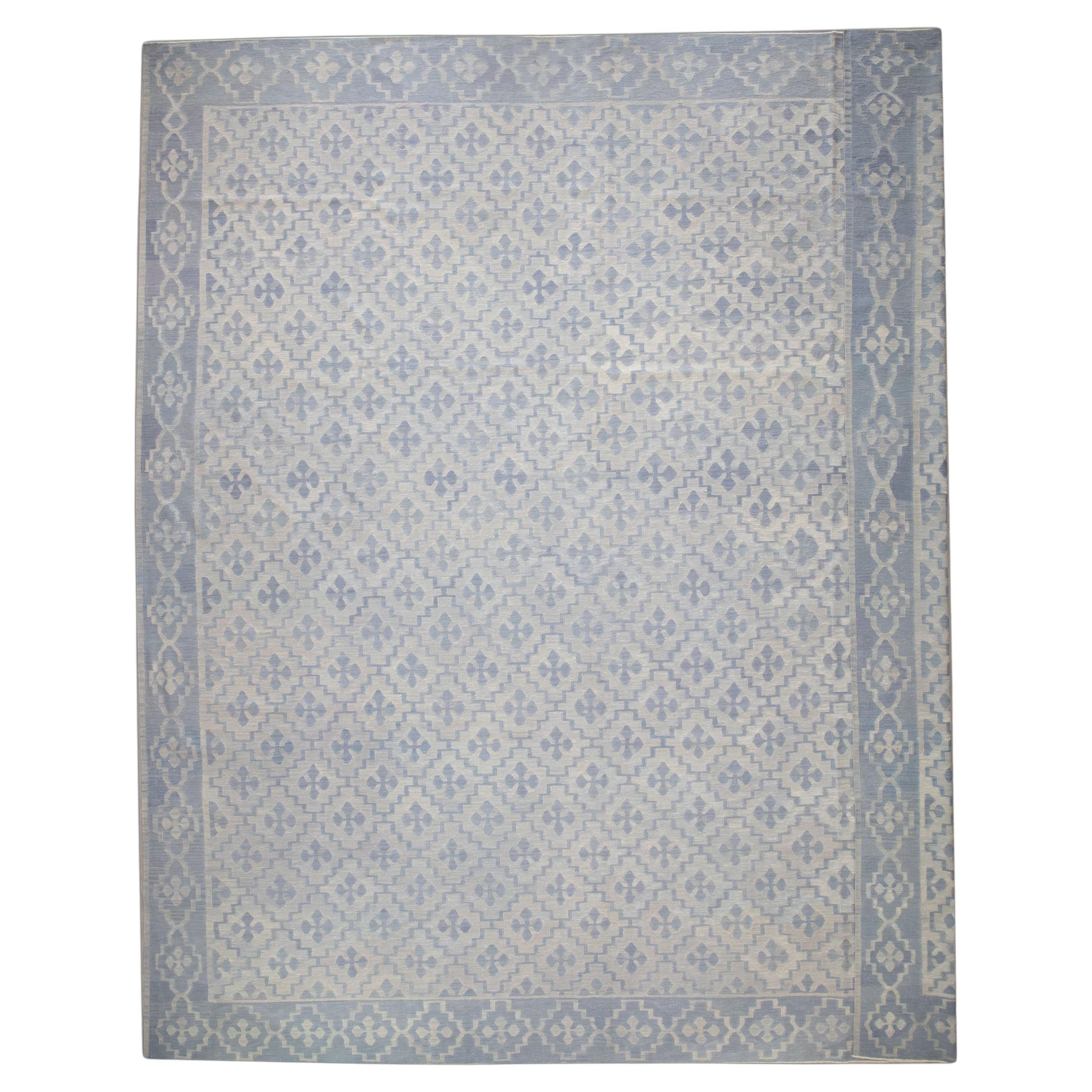 Modern Flatweave Handmade Wool Rug in Blue Geometric Design 14'2" X 15'6" For Sale