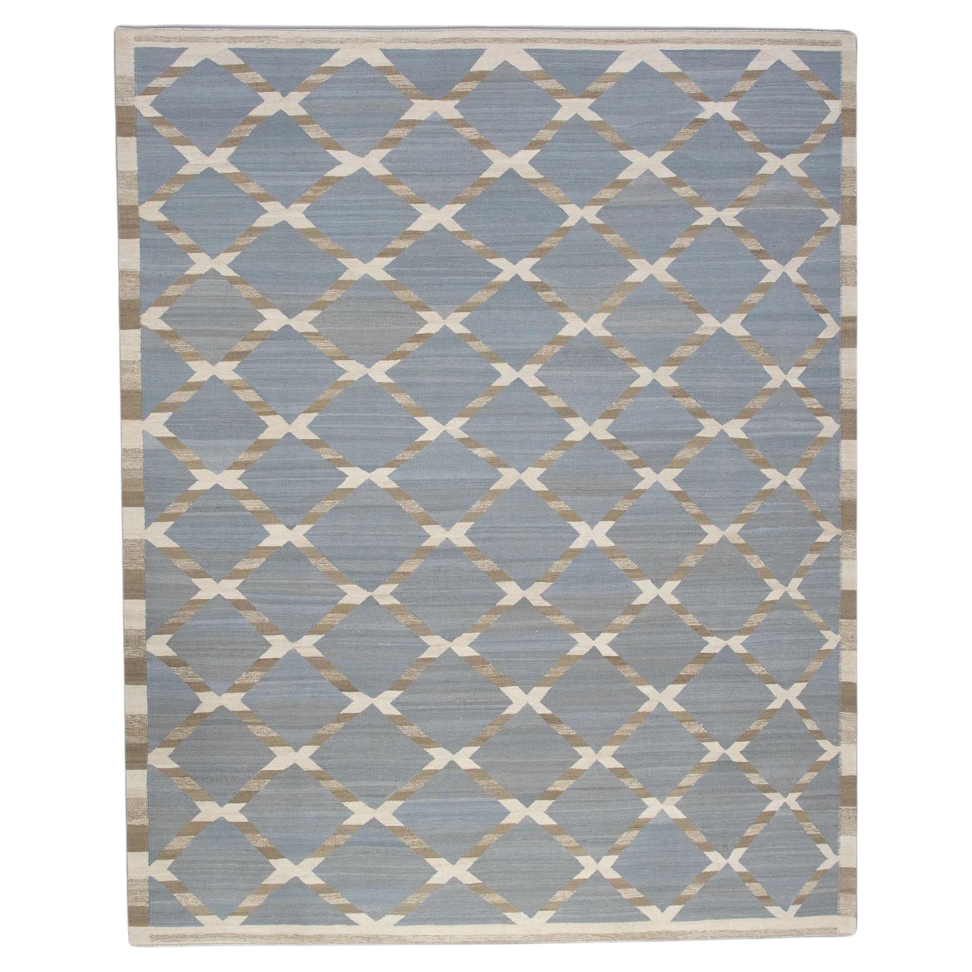 Handgefertigter Flachgewebe-Wollteppich in Blau & Braun mit geometrischem Muster 9'5" X 11'11"