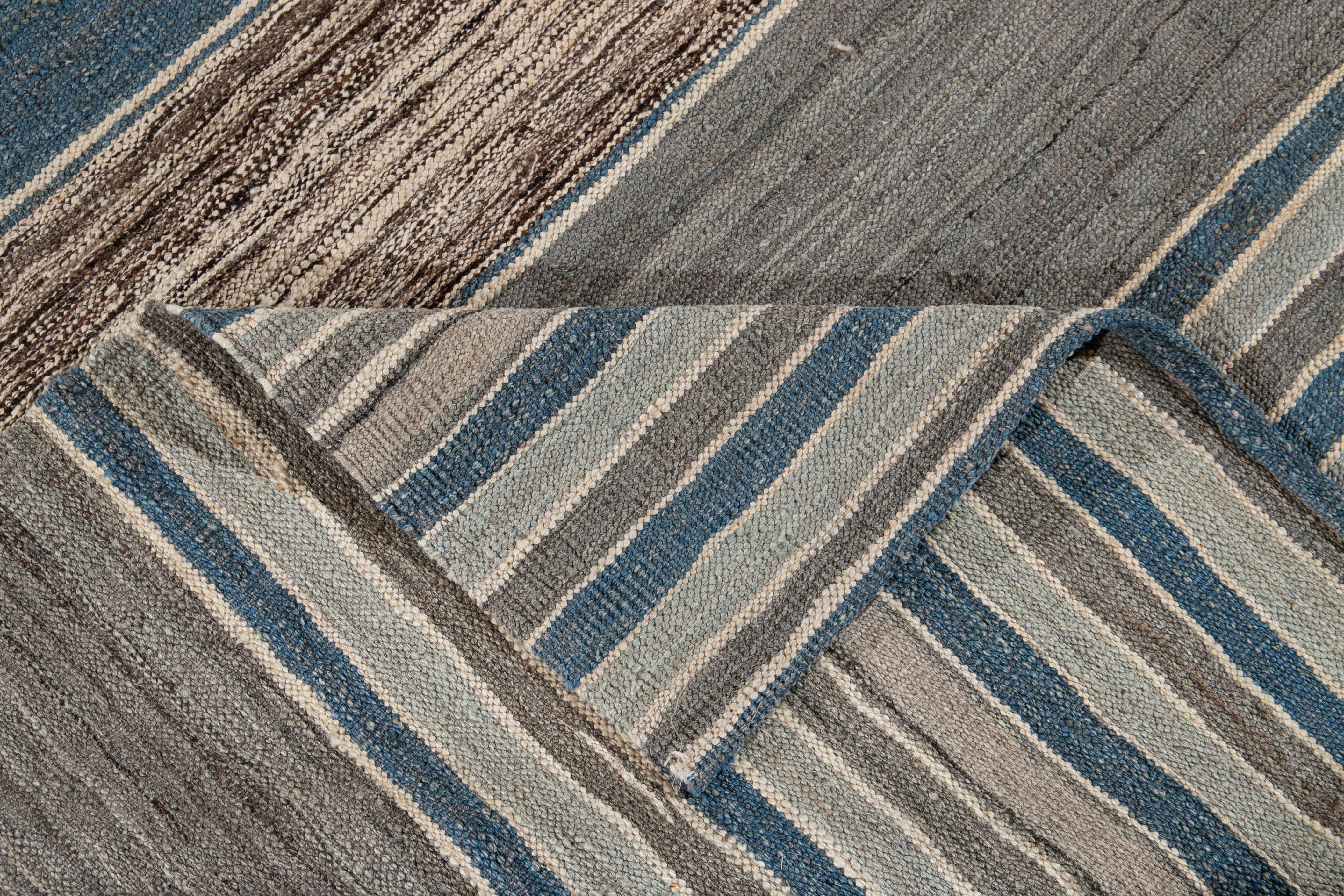 Hand-Woven Modern Flat-Weave Kilim Striped Wool Rug For Sale