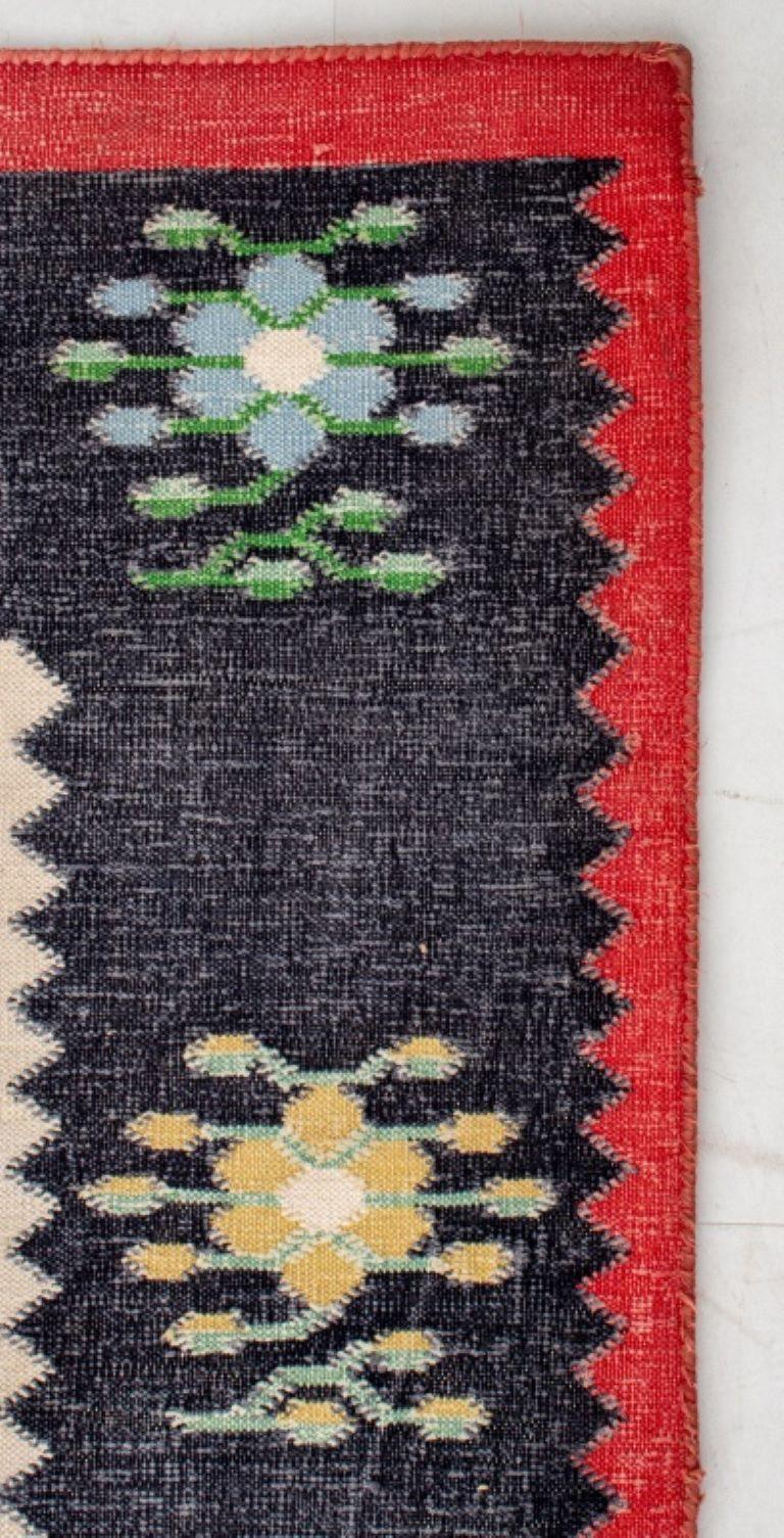 Modern Flatweave Rug 5.9' x 3.8' For Sale 2