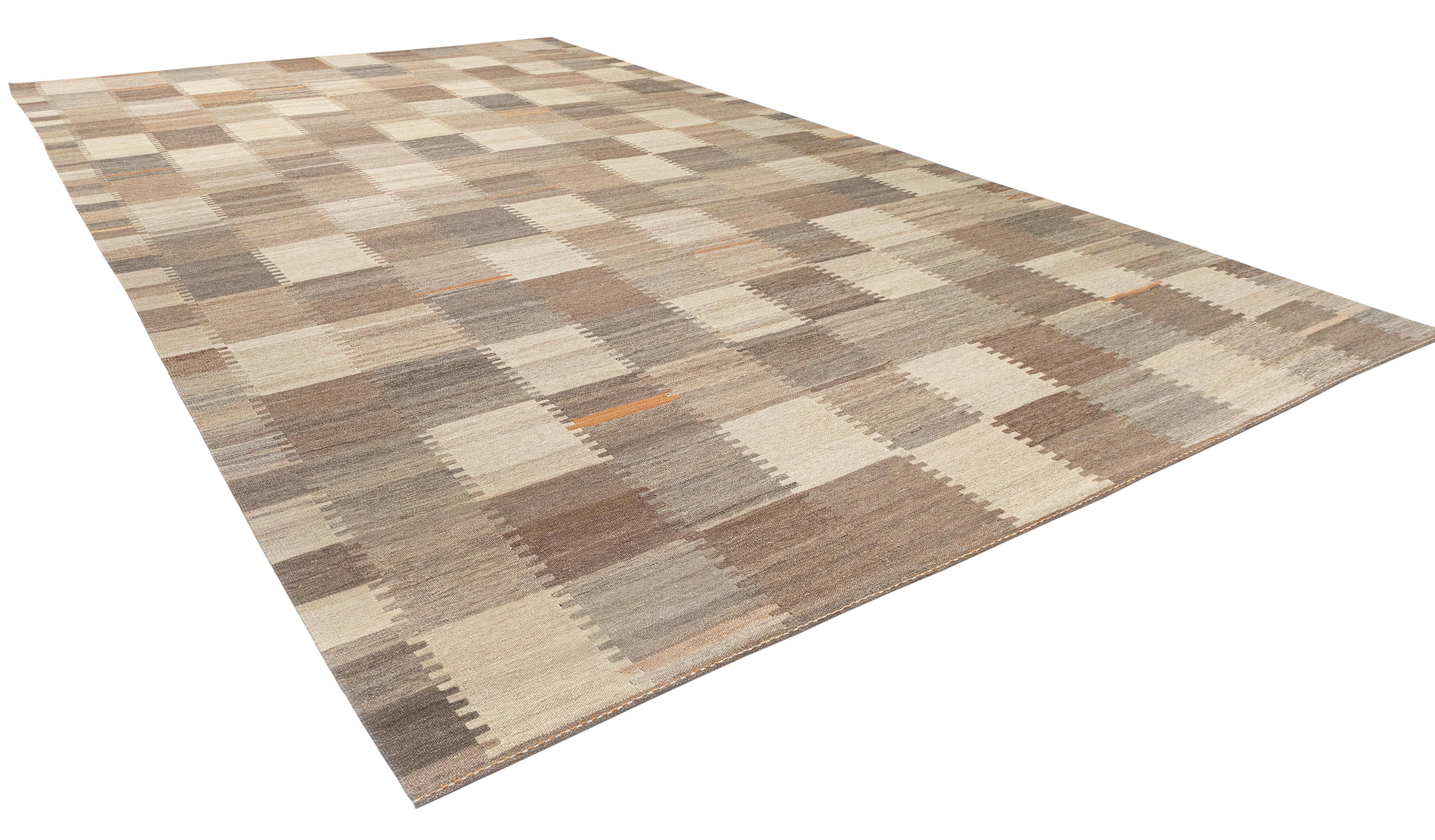 Turco Tappeto moderno in lana a trama piatta - Geometrico intrecciato a mano nei toni della terra in vendita