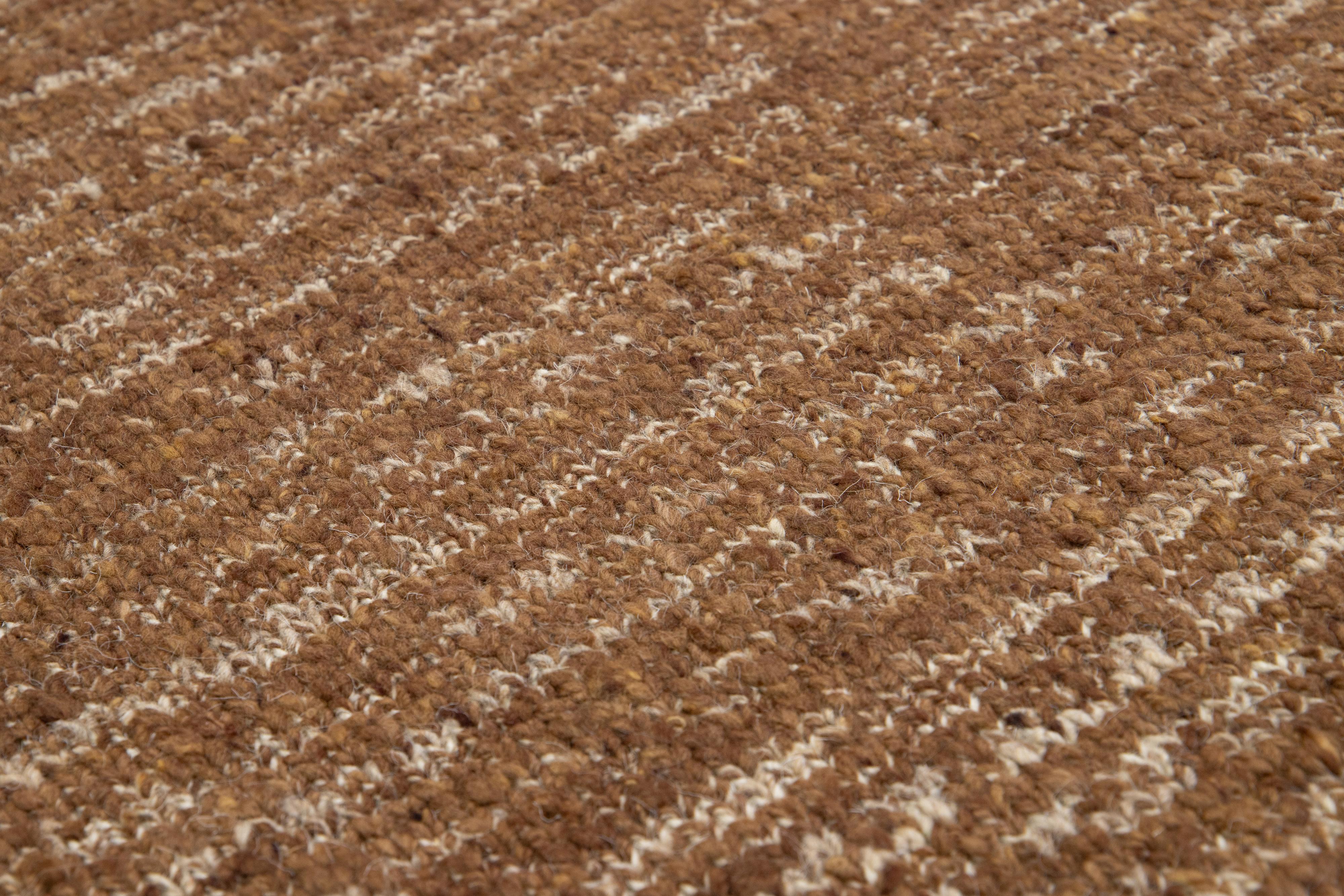 Alfombra moderna de lana Flaweave con diseño de rayas en marrón en venta 3