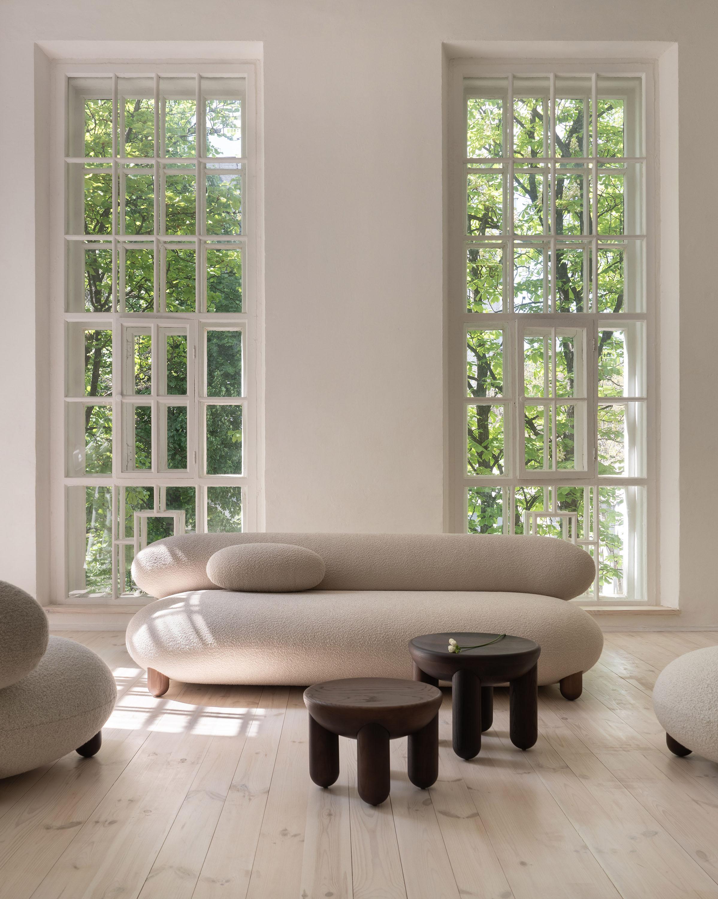 Ukrainien Modern Flock Sofa in Kvadrat Gentle 2 fabric Width 270 cm by NOOM en vente