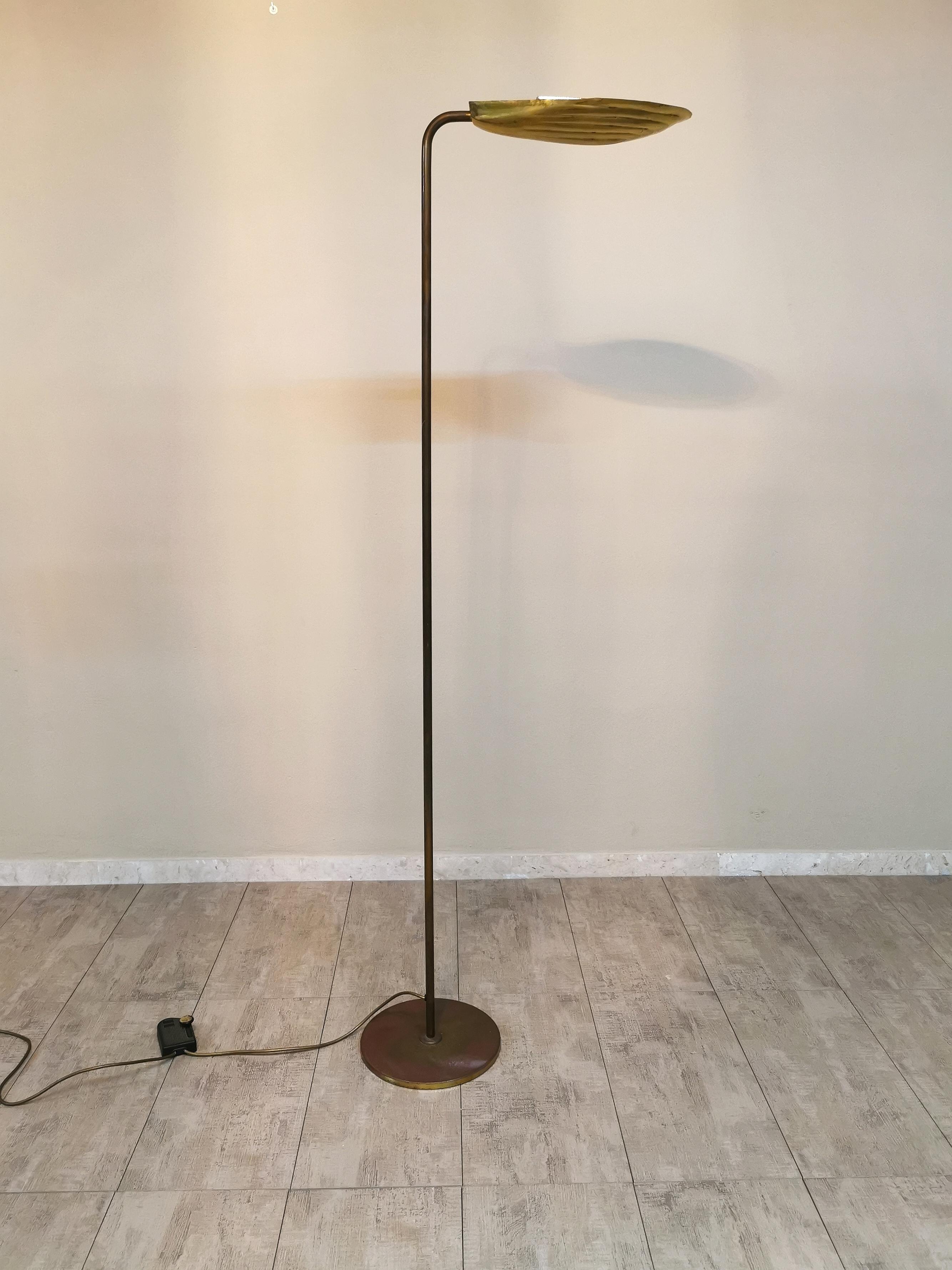 Modern Floor Lamp in Brass Adjustable by Relco Milano, Italian Design, 1980s 5