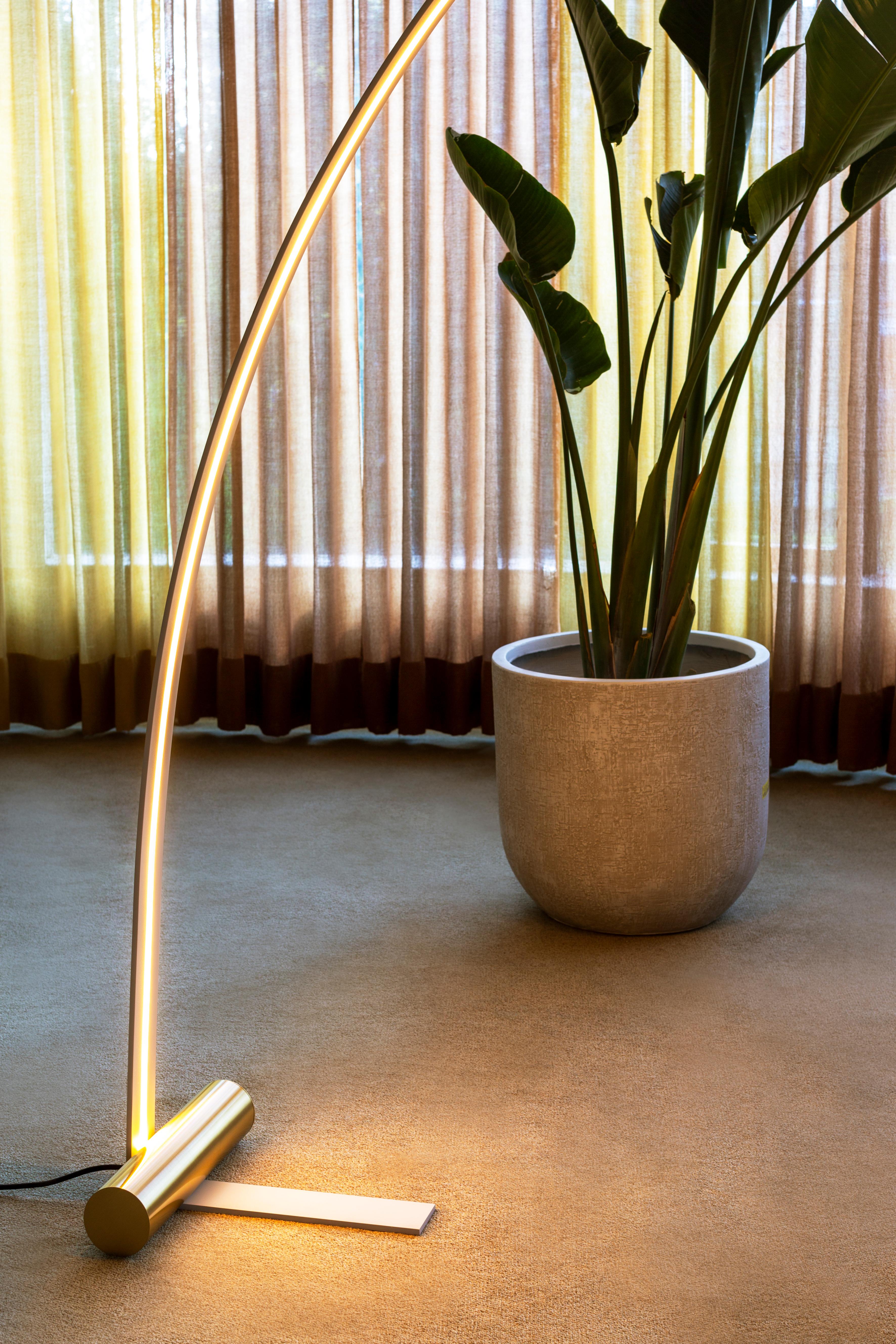Modern Floor Lamp 'Nastro 563.64' by Studiopepe x Tooy, Beige & Brushed Brass In New Condition For Sale In Paris, FR