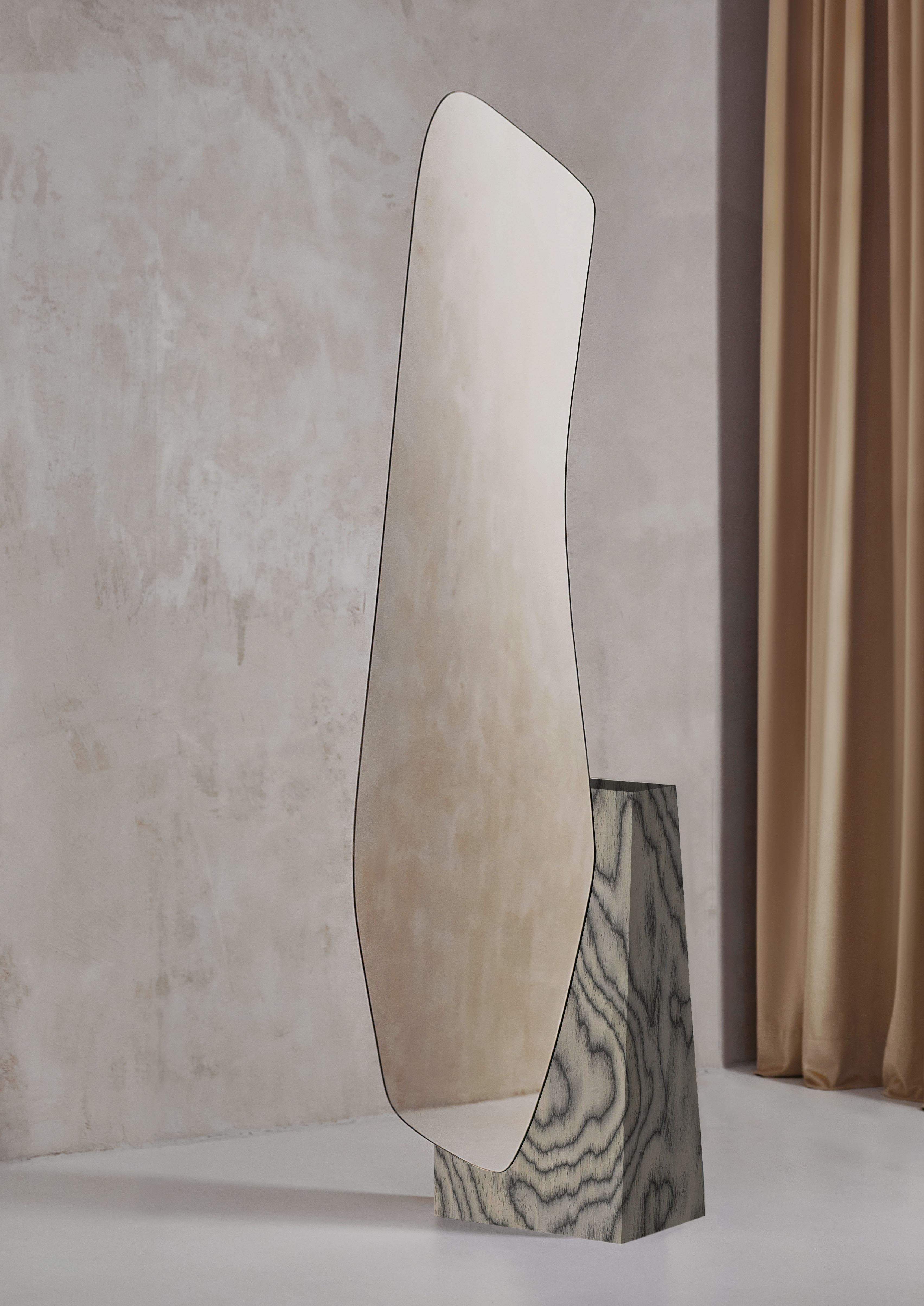 Modern Floor Mirror Lake 5 in Ettore Sottsass ALPI Wood Veneer by Noom In New Condition In Paris, FR