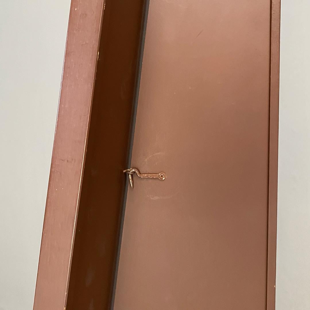 The Moderns Floor Mirror with Matt Brown Painted Wooden Structure, 1980 en vente 4