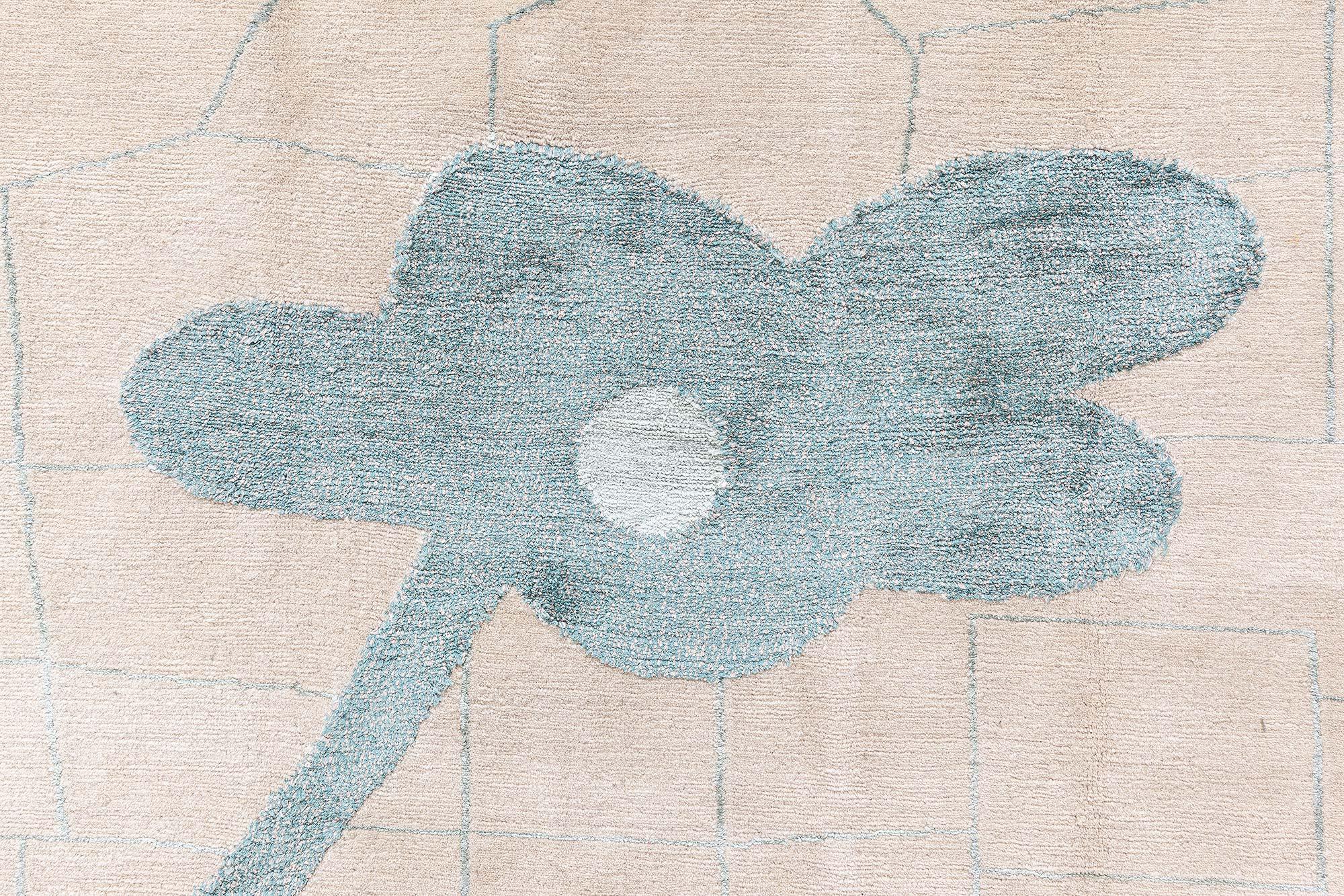 XXI secolo e contemporaneo Tappeto moderno floreale tibetano fatto a mano in seta e lana di Doris Leslie Blau in vendita