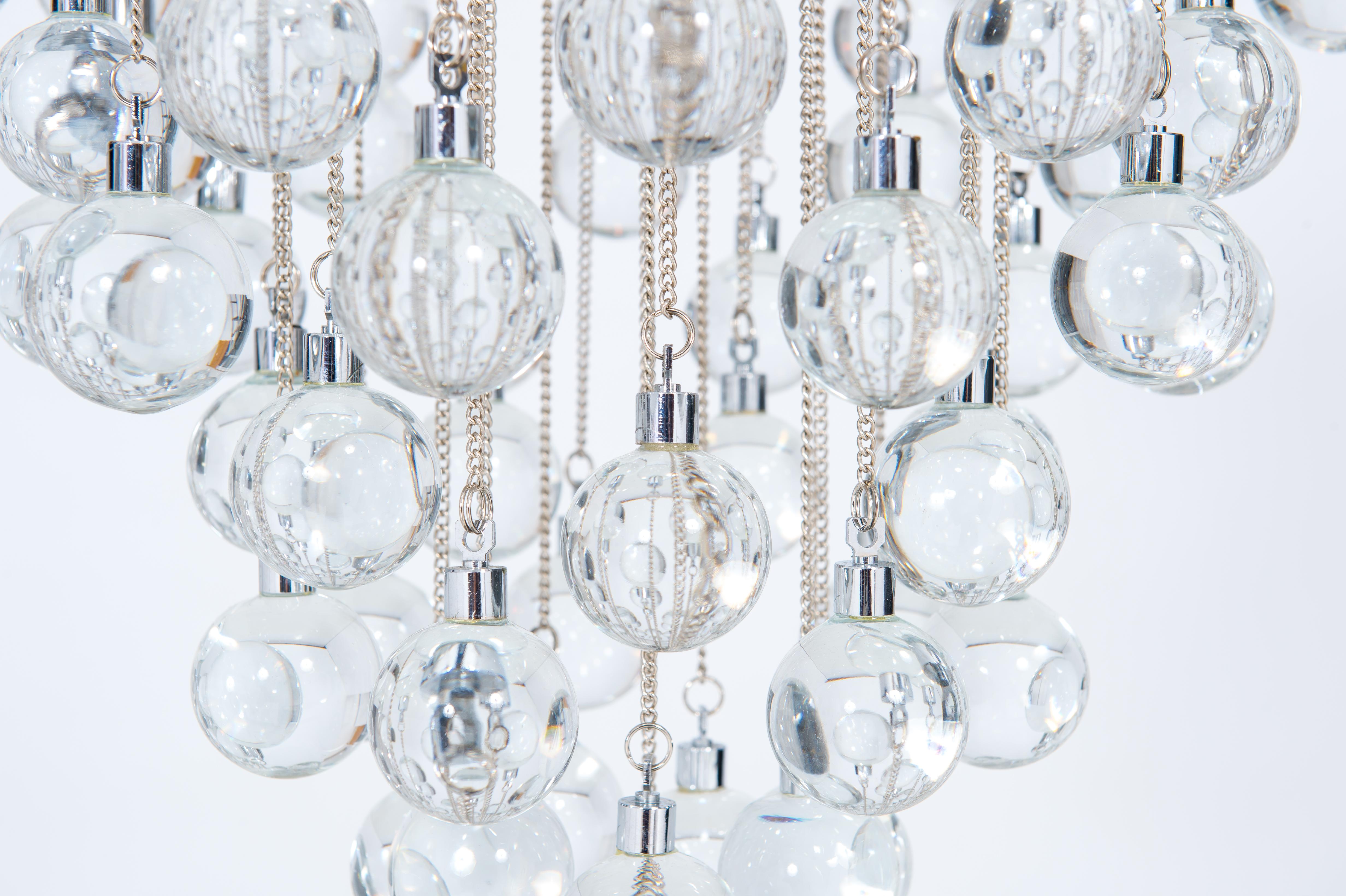 XXIe siècle et contemporain Plafonnier moderne avec sphères transparentes en verre de Murano, Giovanni Dalla Fina en vente