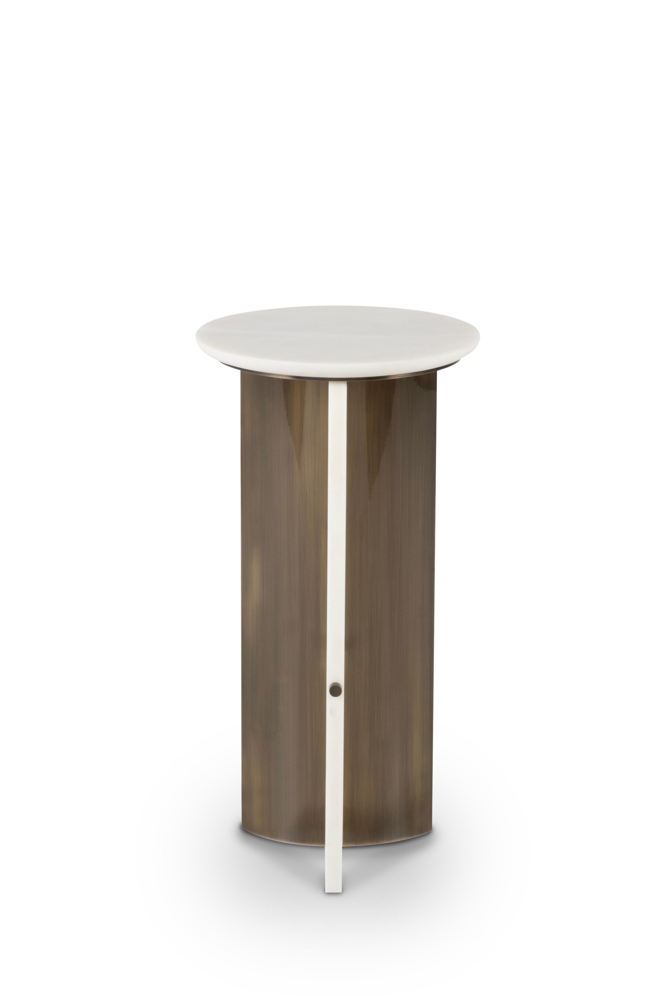 Modern Foice Side Table, Calacatta Marble Brass, Handmade Portugal by Greenapple For Sale 9