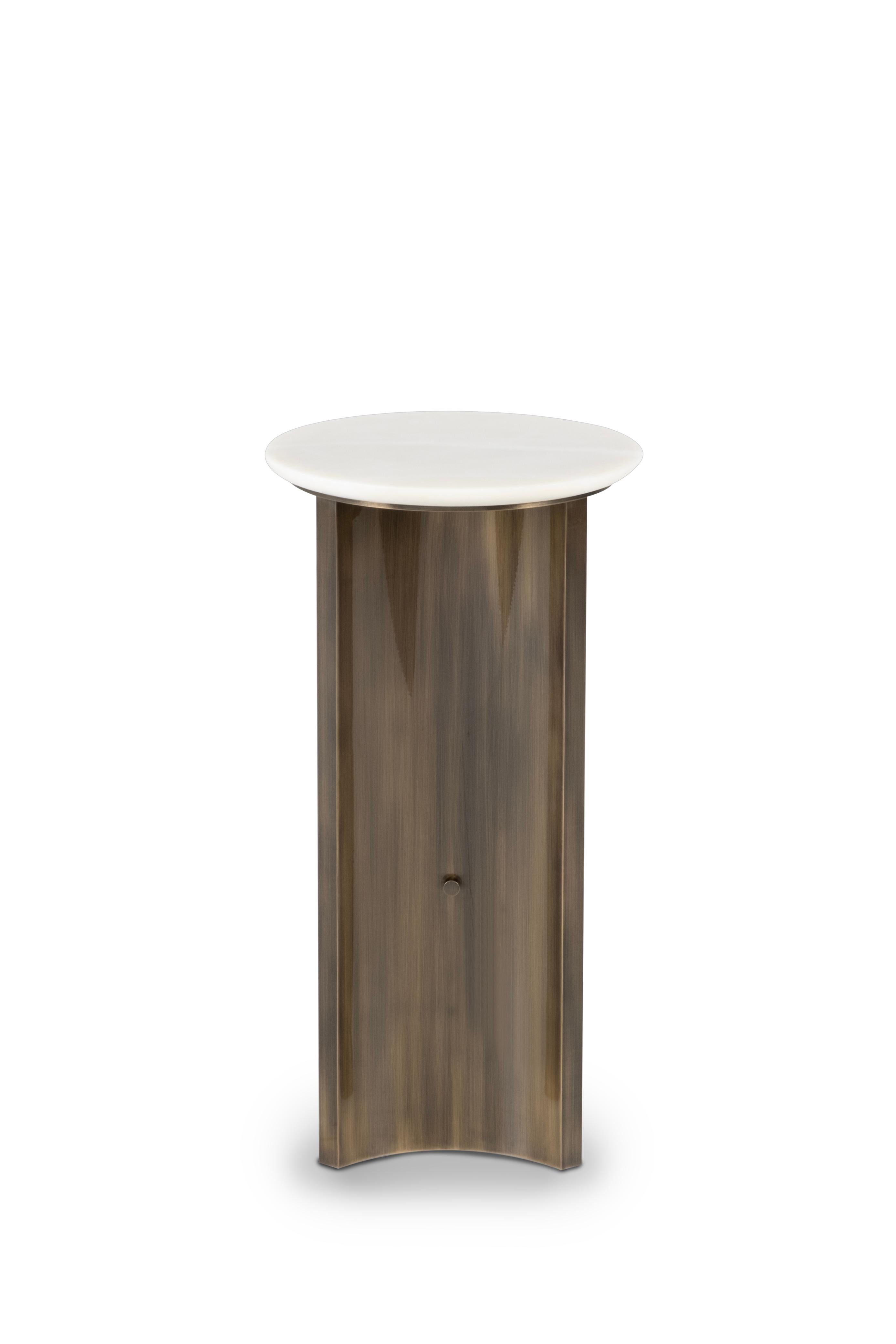Modern Foice Side Table, Calacatta Marble Brass, Handmade Portugal by Greenapple For Sale 11