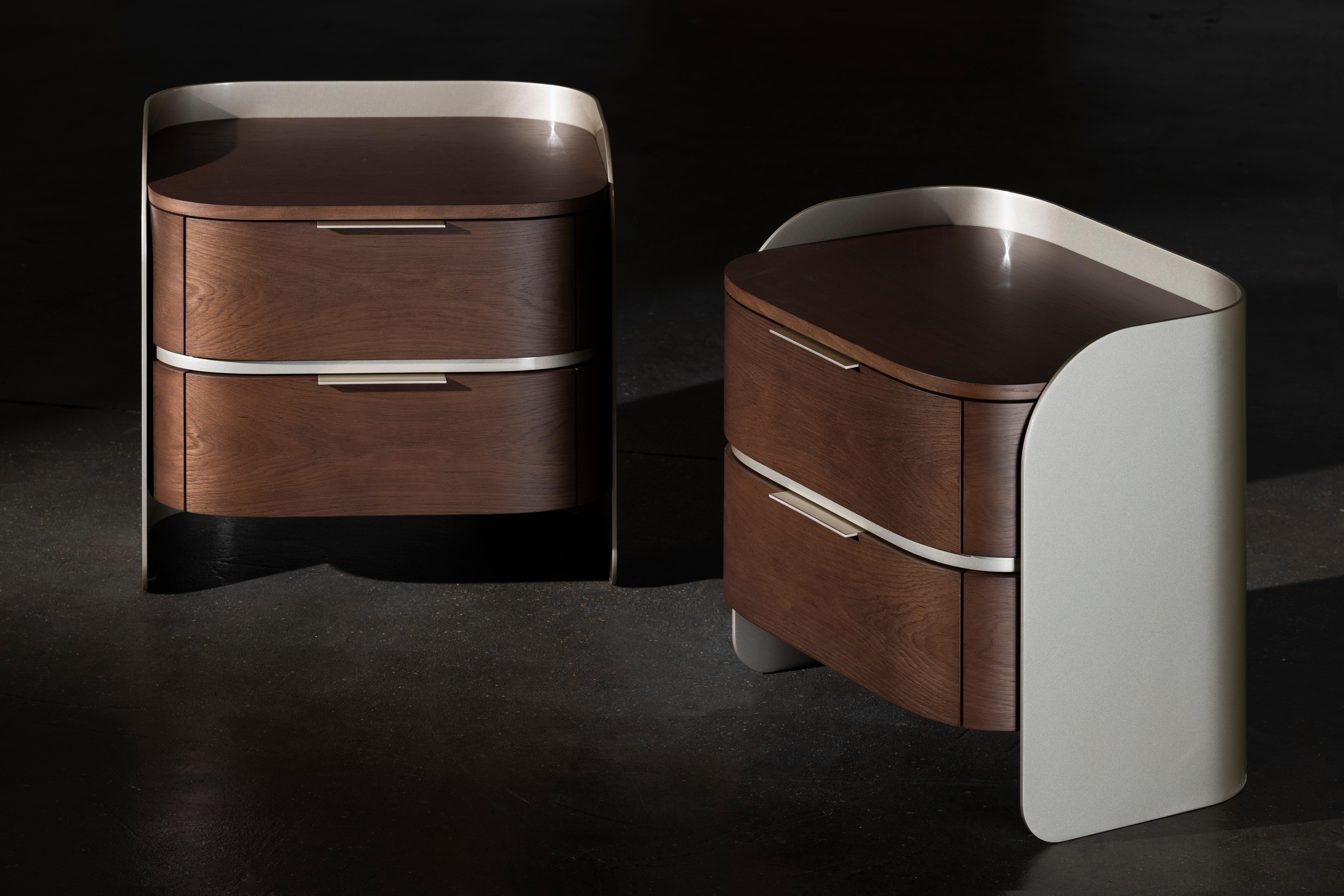 Table de chevet moderne Foldes Set/2, Champagne Laqué, Oak, Handmade by Greenapple en vente 2