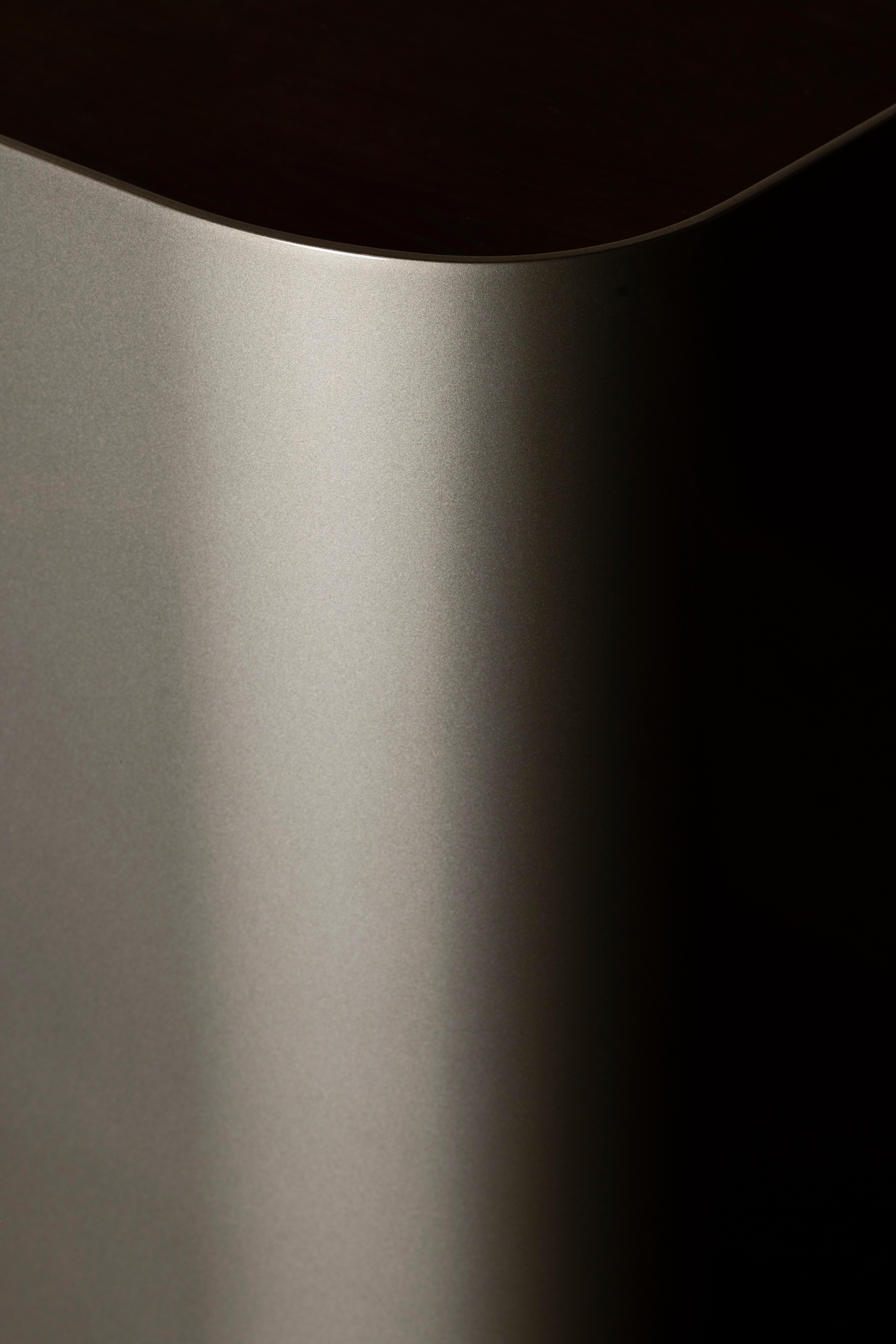 Table de chevet moderne Foldes Set/2, Champagne Laqué, Oak, Handmade by Greenapple en vente 7